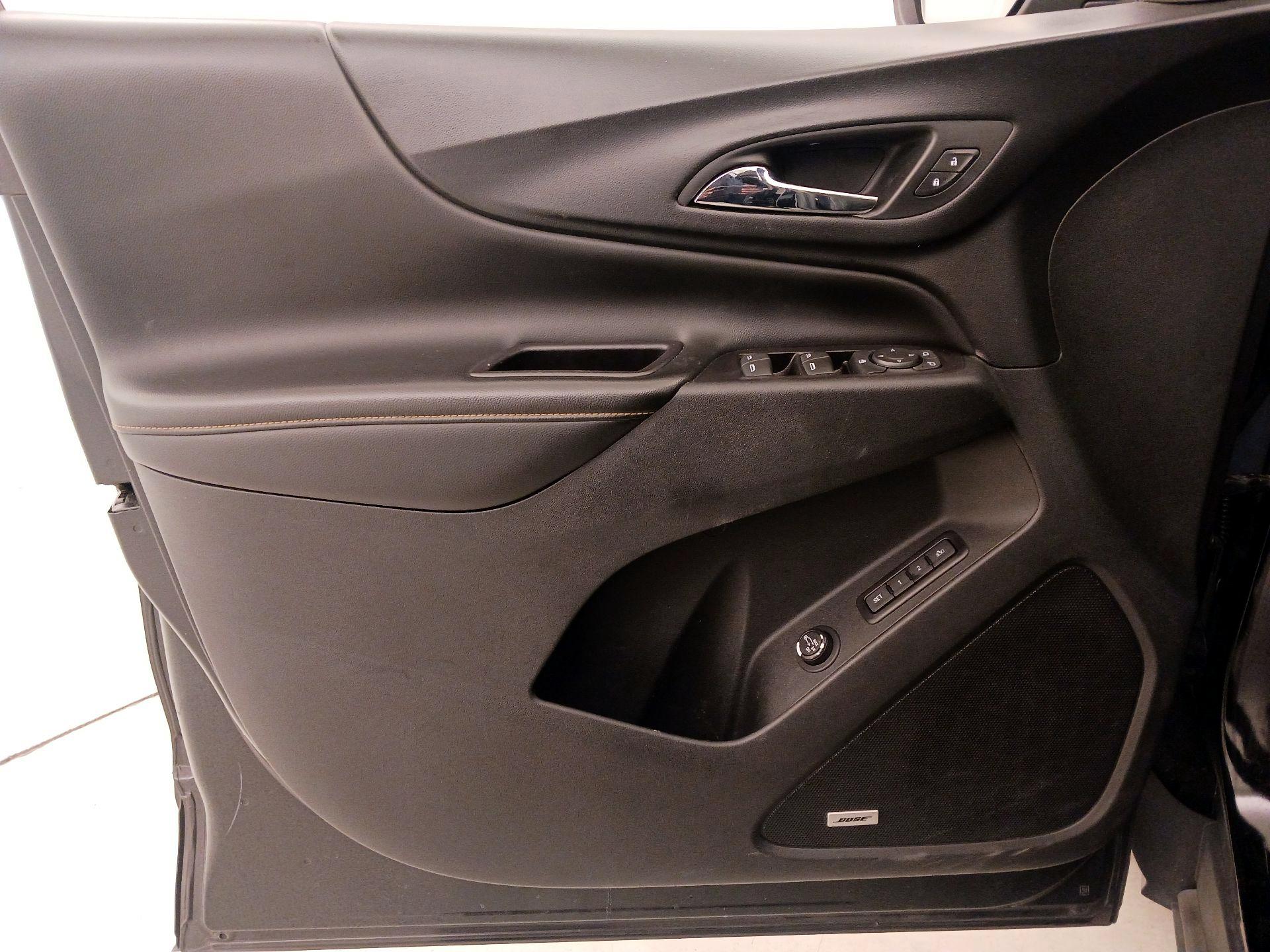 Thumbnail: 2019 Chevrolet Equinox - 12