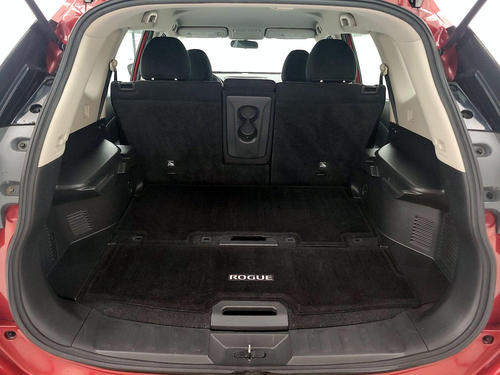 Thumbnail: 2015 Nissan Rogue - 20
