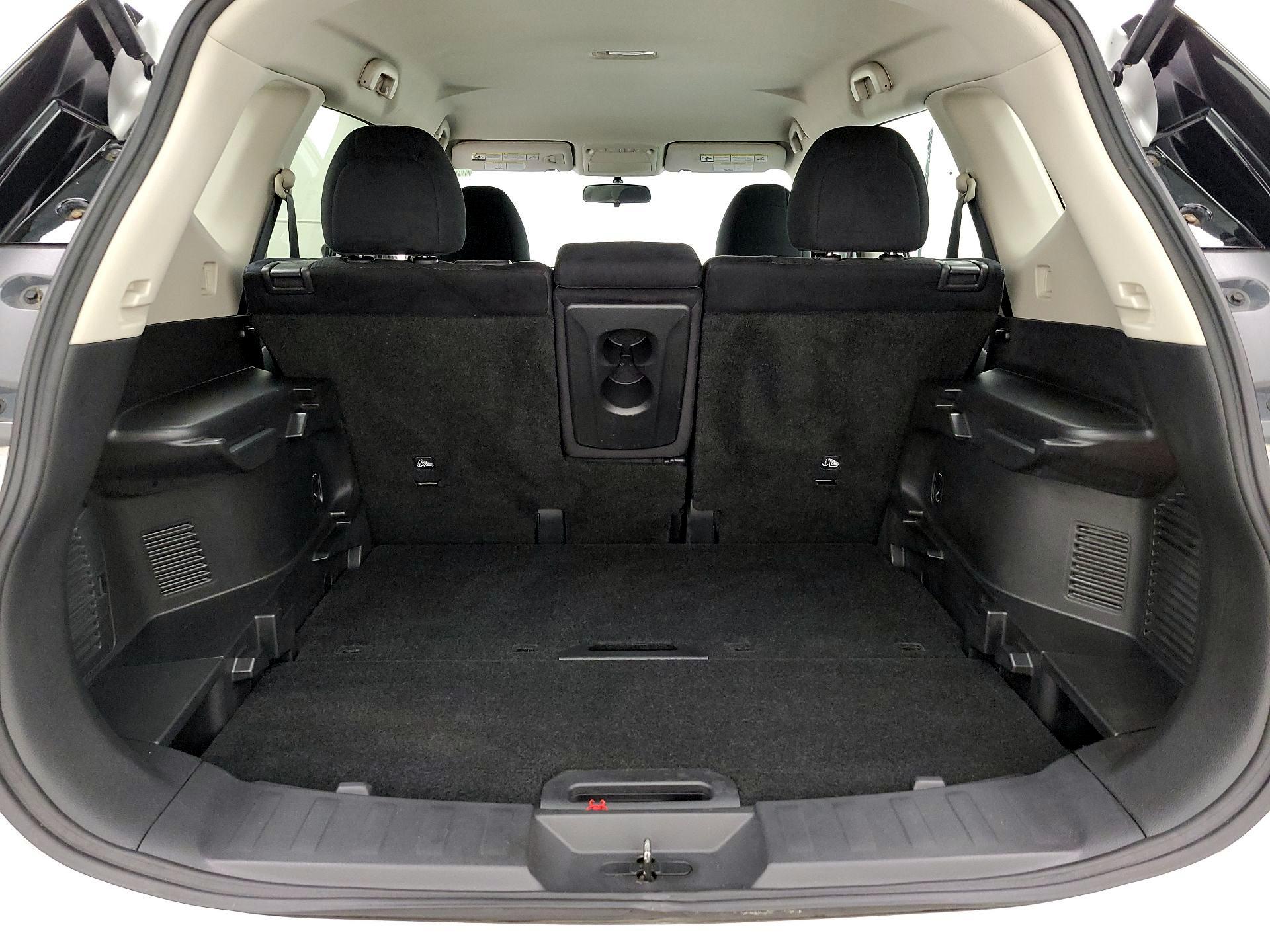 Thumbnail: 2014 Nissan Rogue - 20