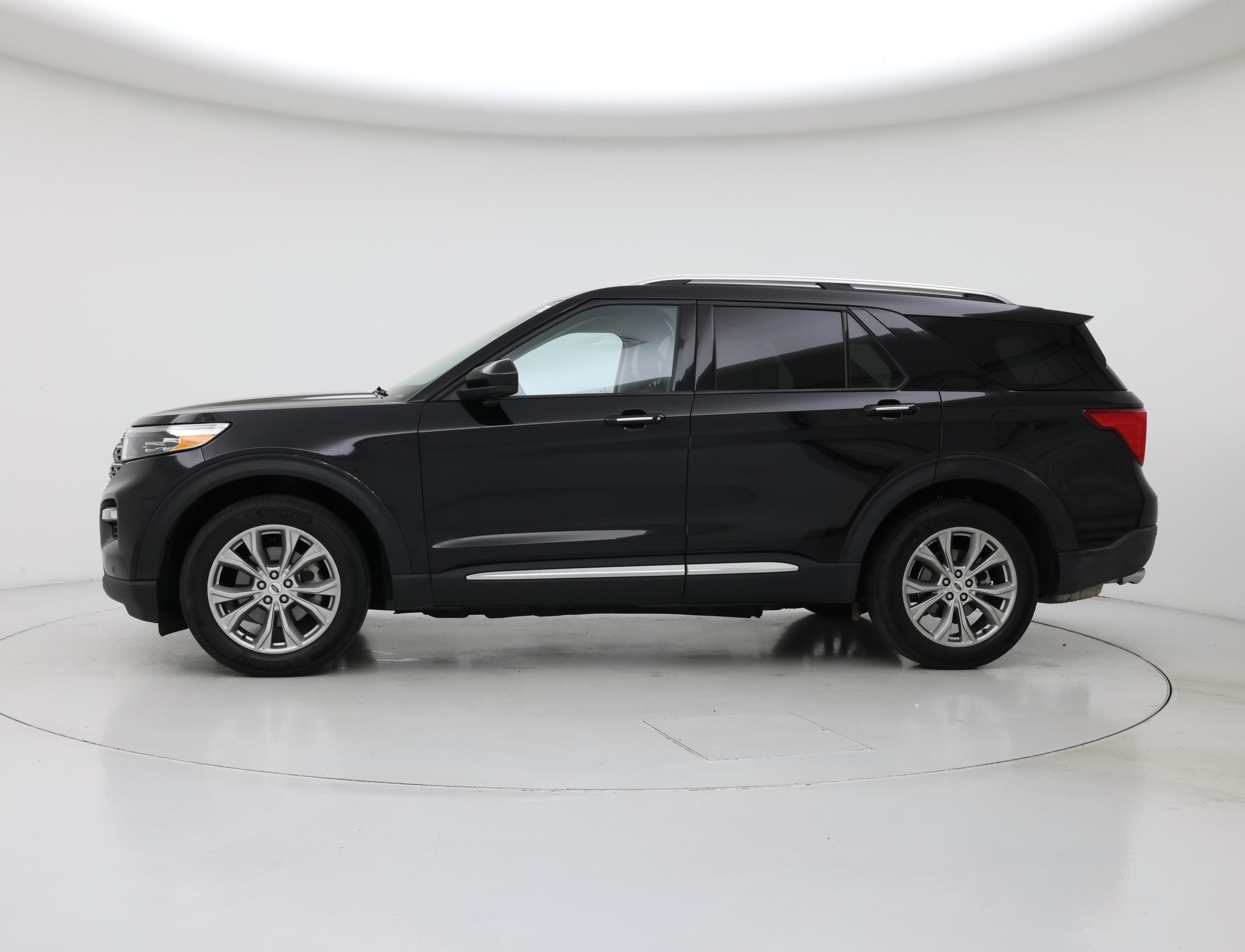 Thumbnail: 2023 Ford Explorer - 3