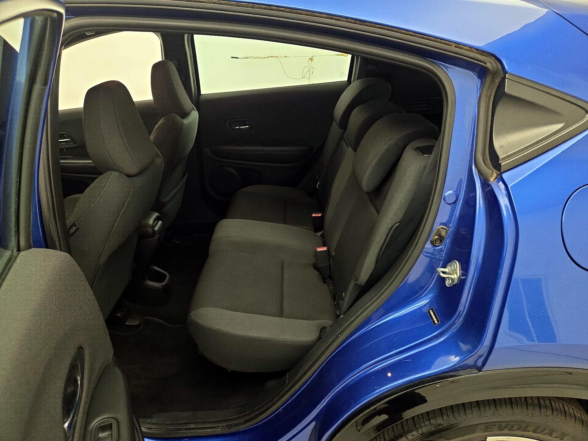 Thumbnail: 2019 Honda HR-V - 19