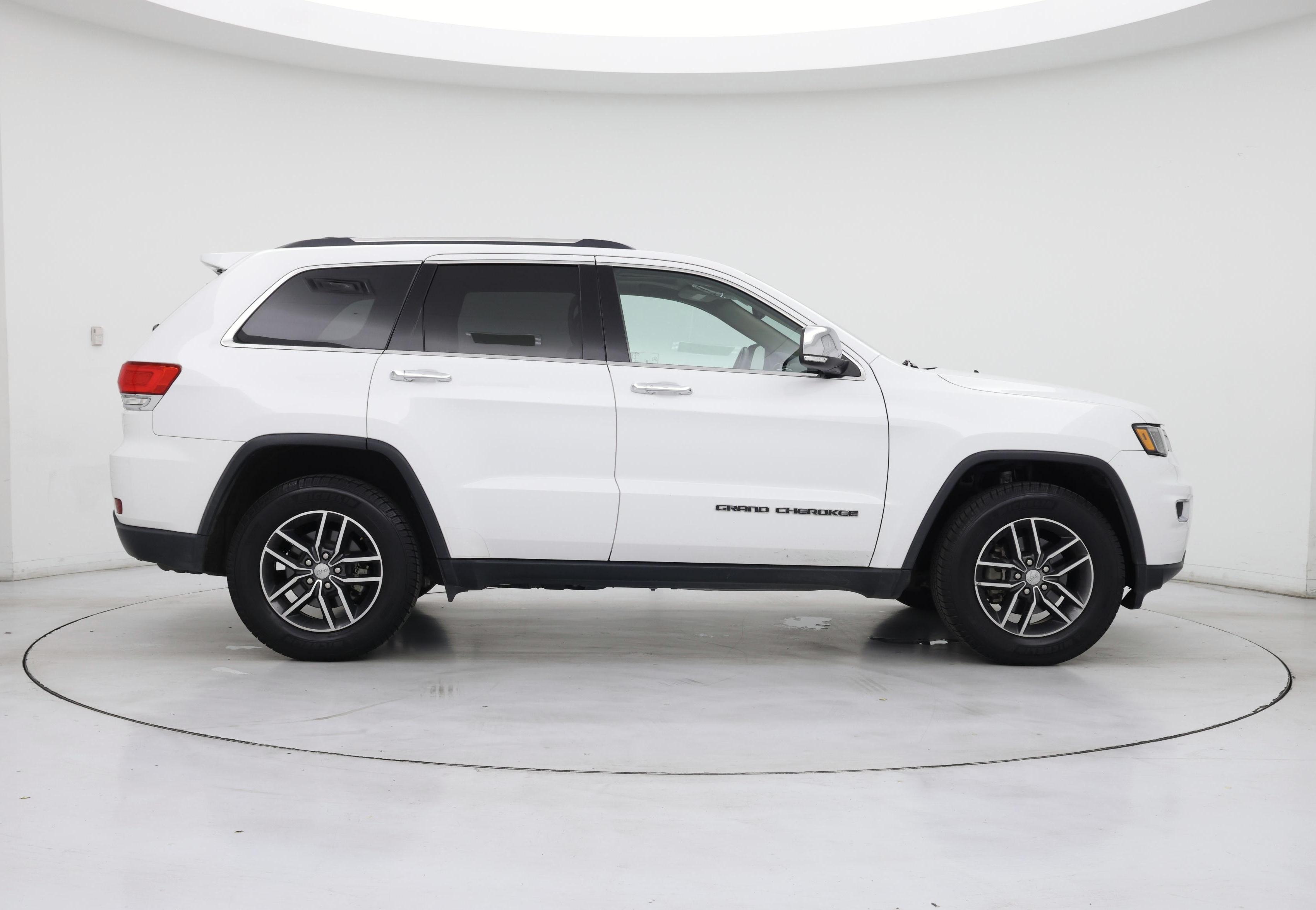 Thumbnail: 2017 Jeep Grand Cherokee - 7