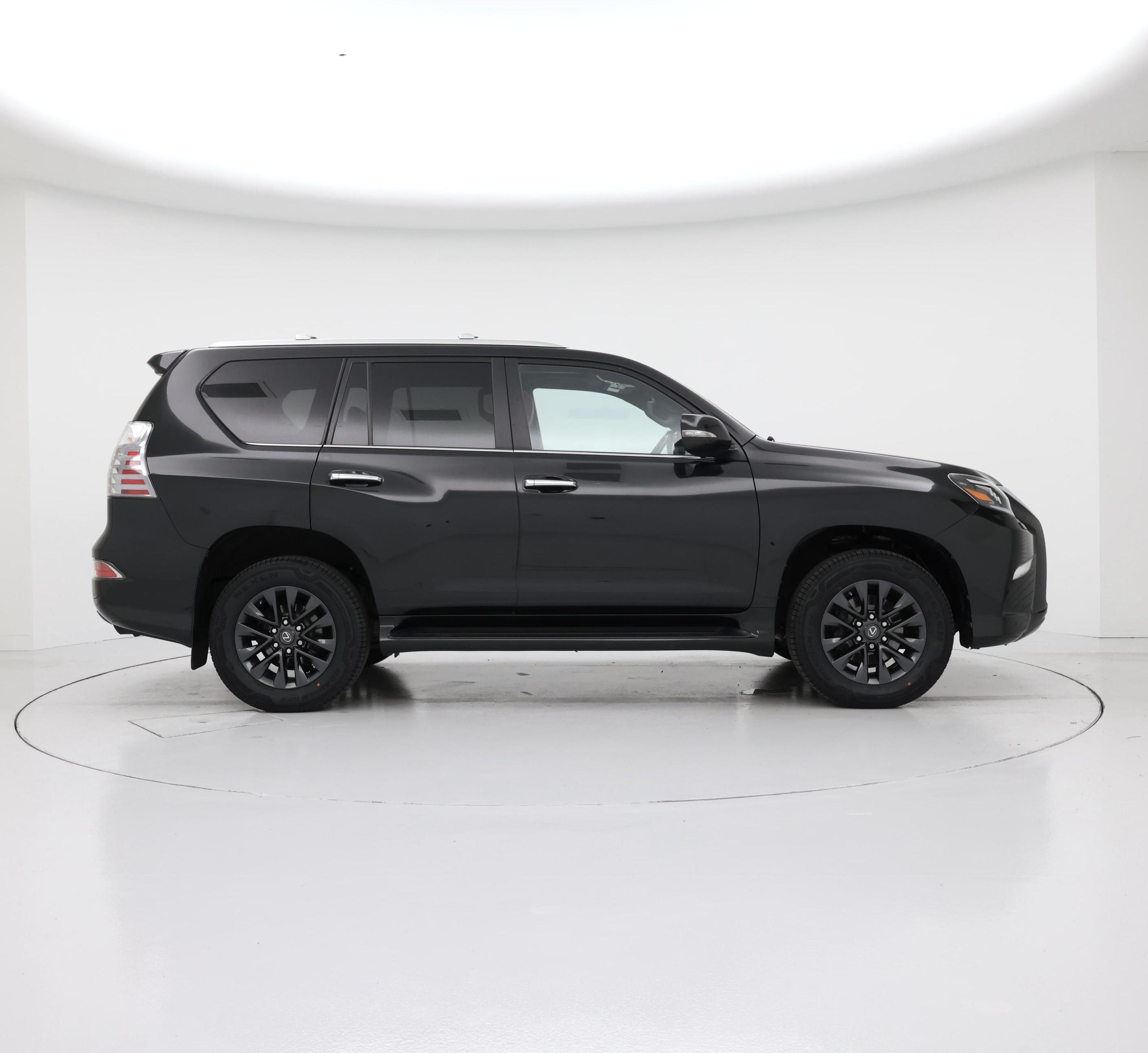 Thumbnail: 2023 Lexus GX - 7
