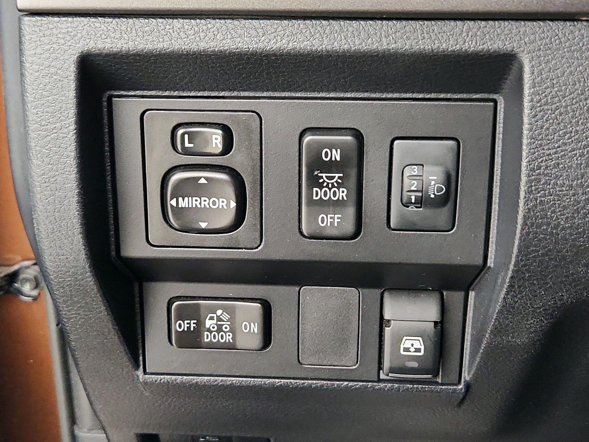 Thumbnail: 2017 Toyota Tundra - 13