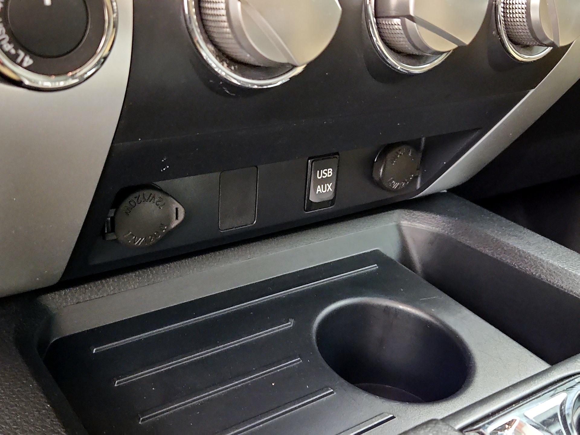 Thumbnail: 2017 Toyota Tundra - 19