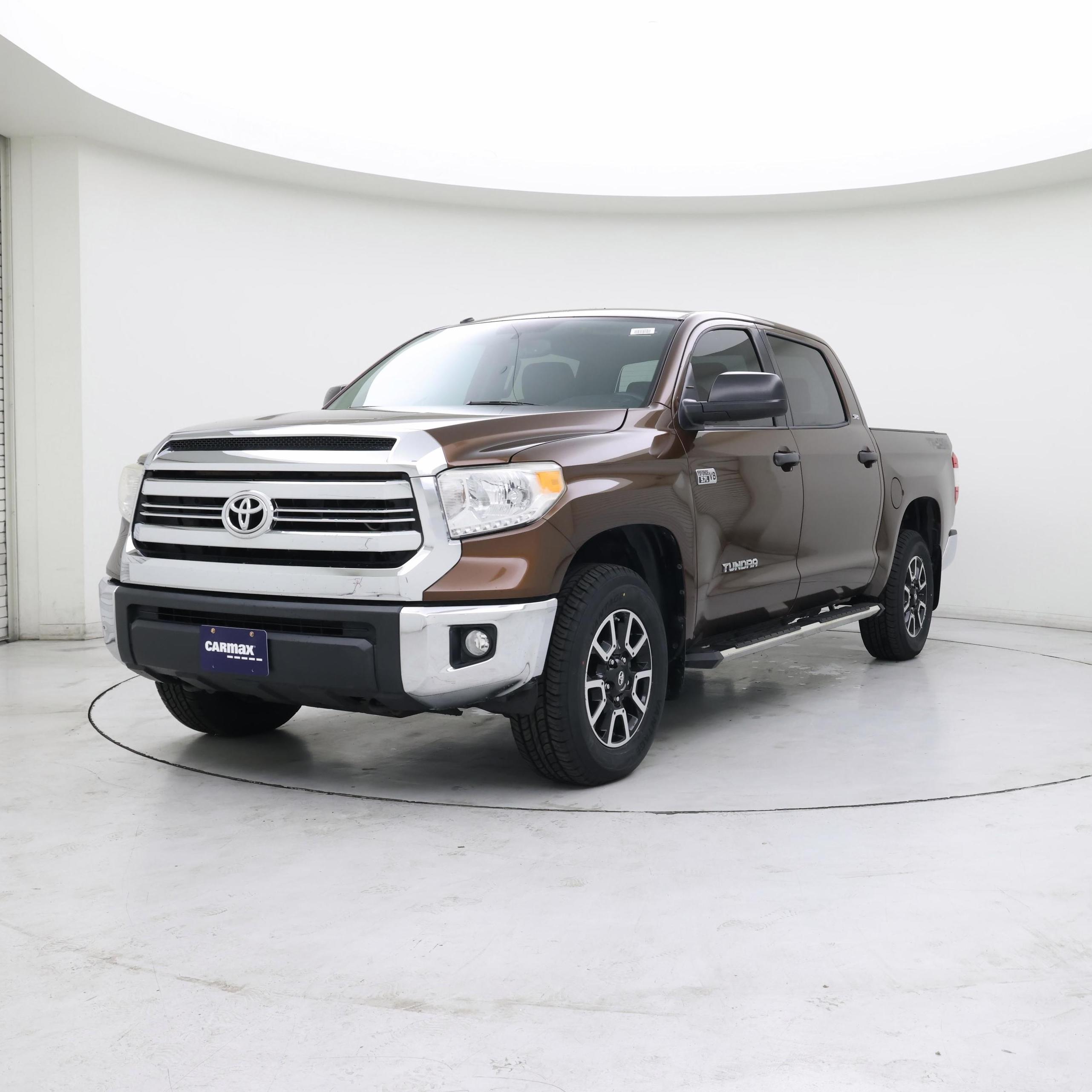 Thumbnail: 2017 Toyota Tundra - 4