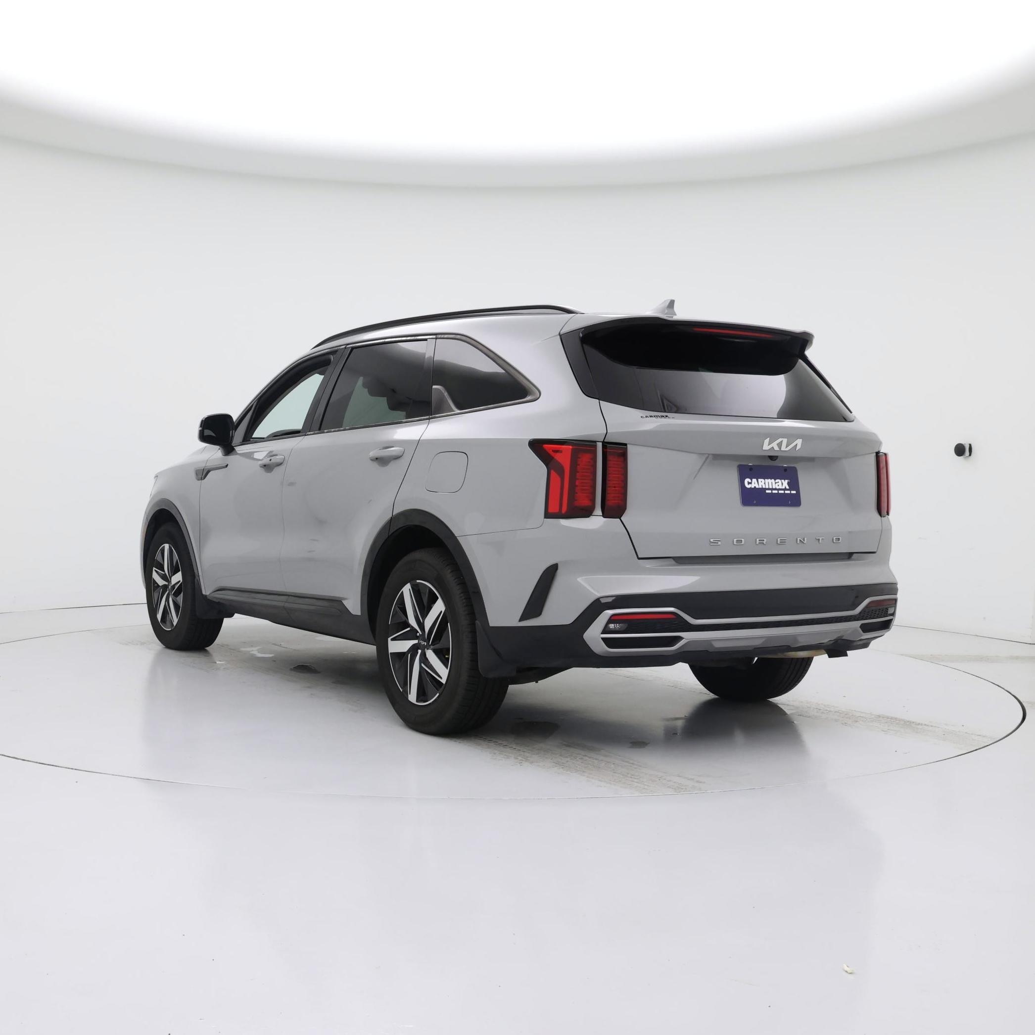 Thumbnail: 2022 Kia Sorento - 2