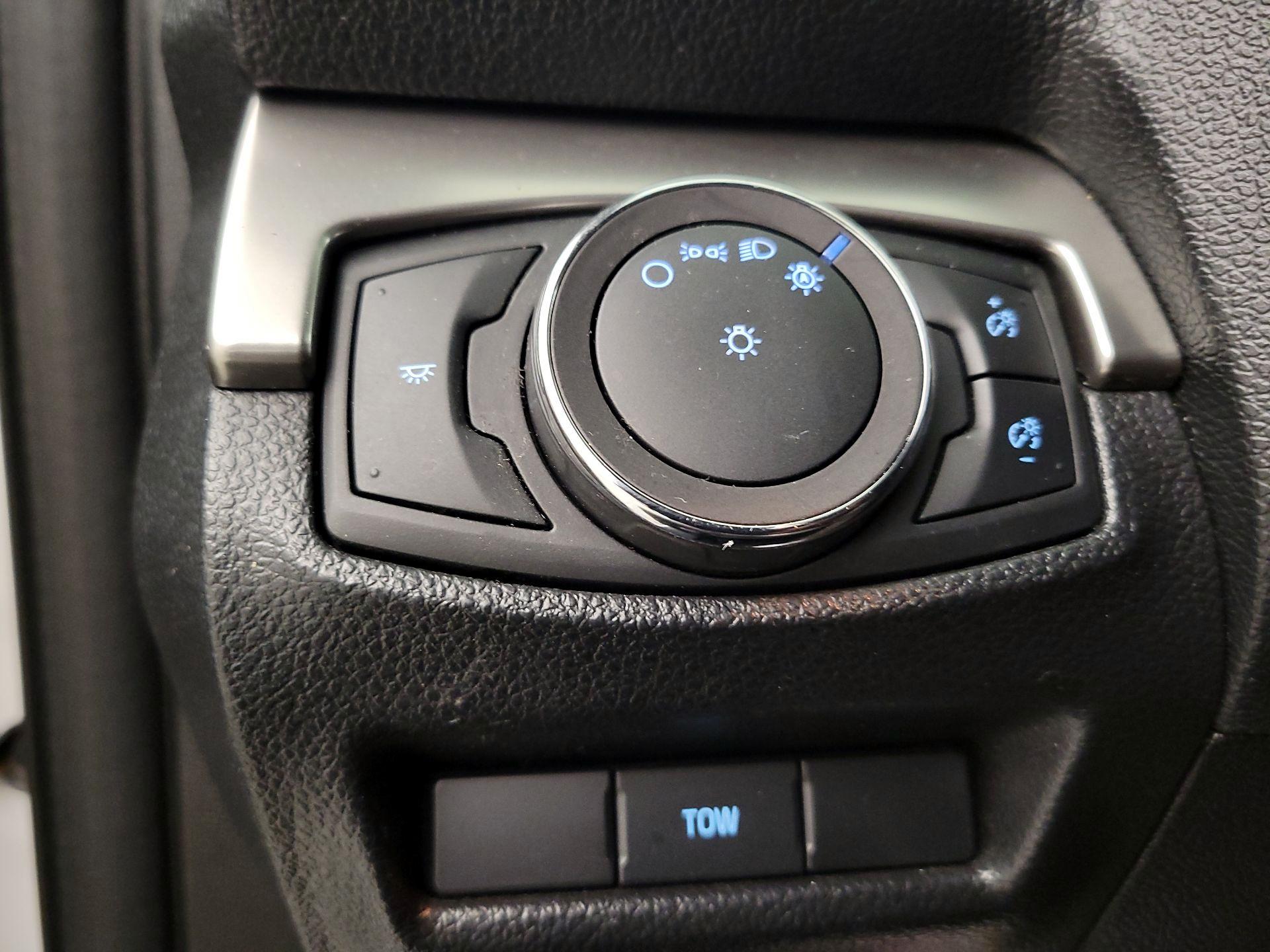 Thumbnail: 2019 Ford Explorer - 13
