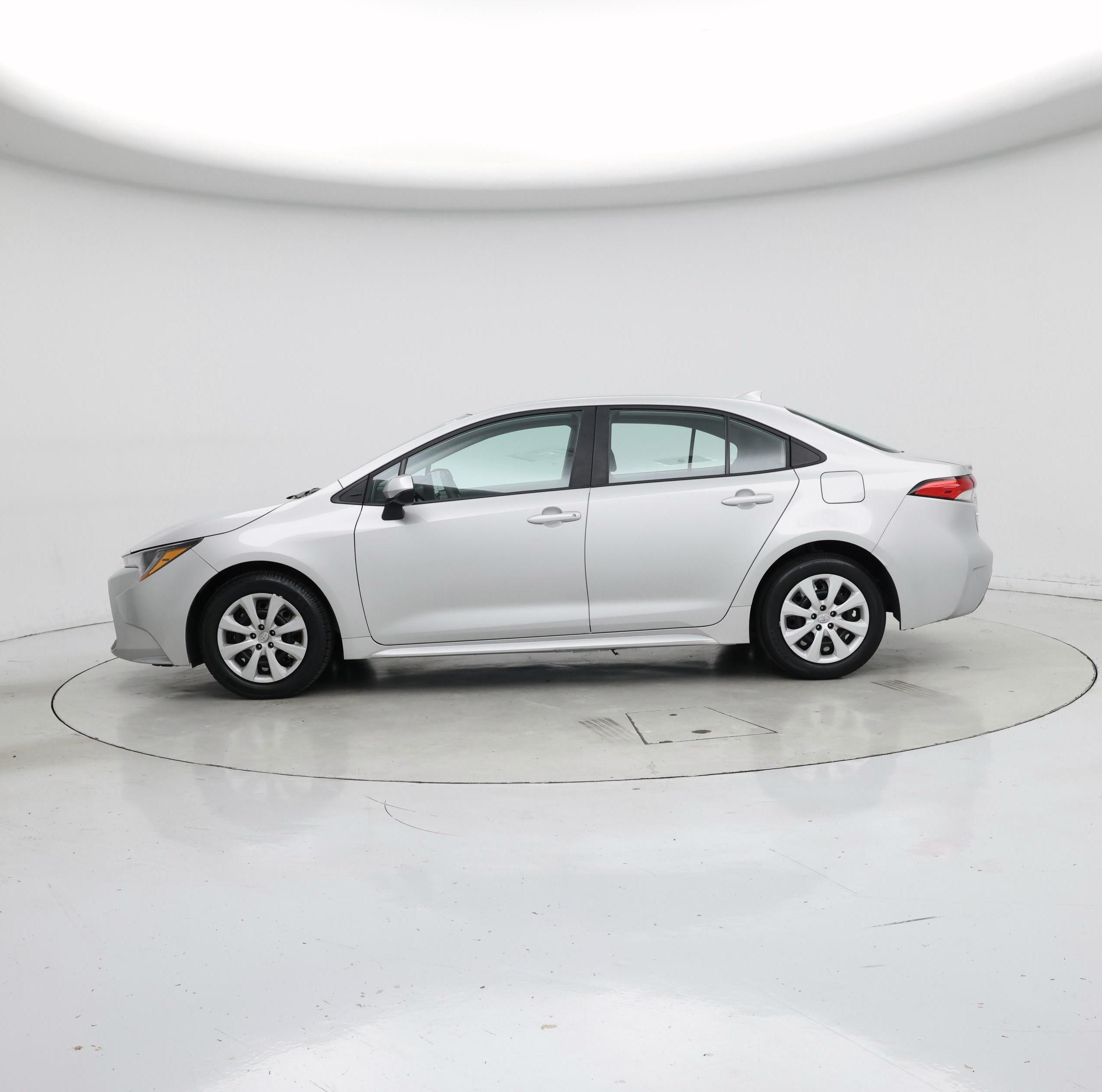 Thumbnail: 2022 Toyota Corolla - 3