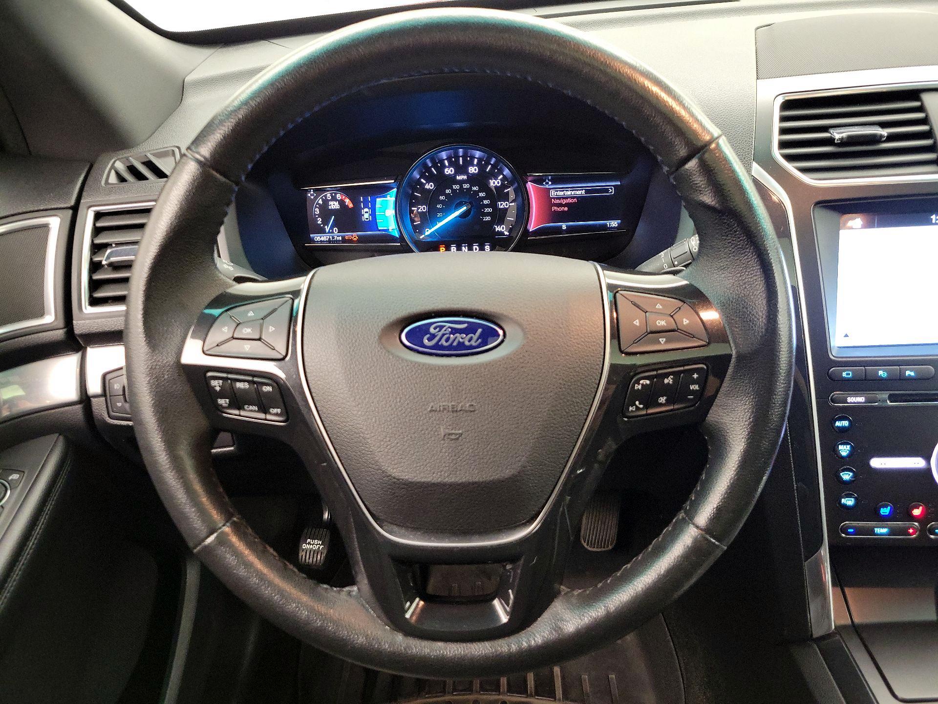 Thumbnail: 2017 Ford Explorer - 10
