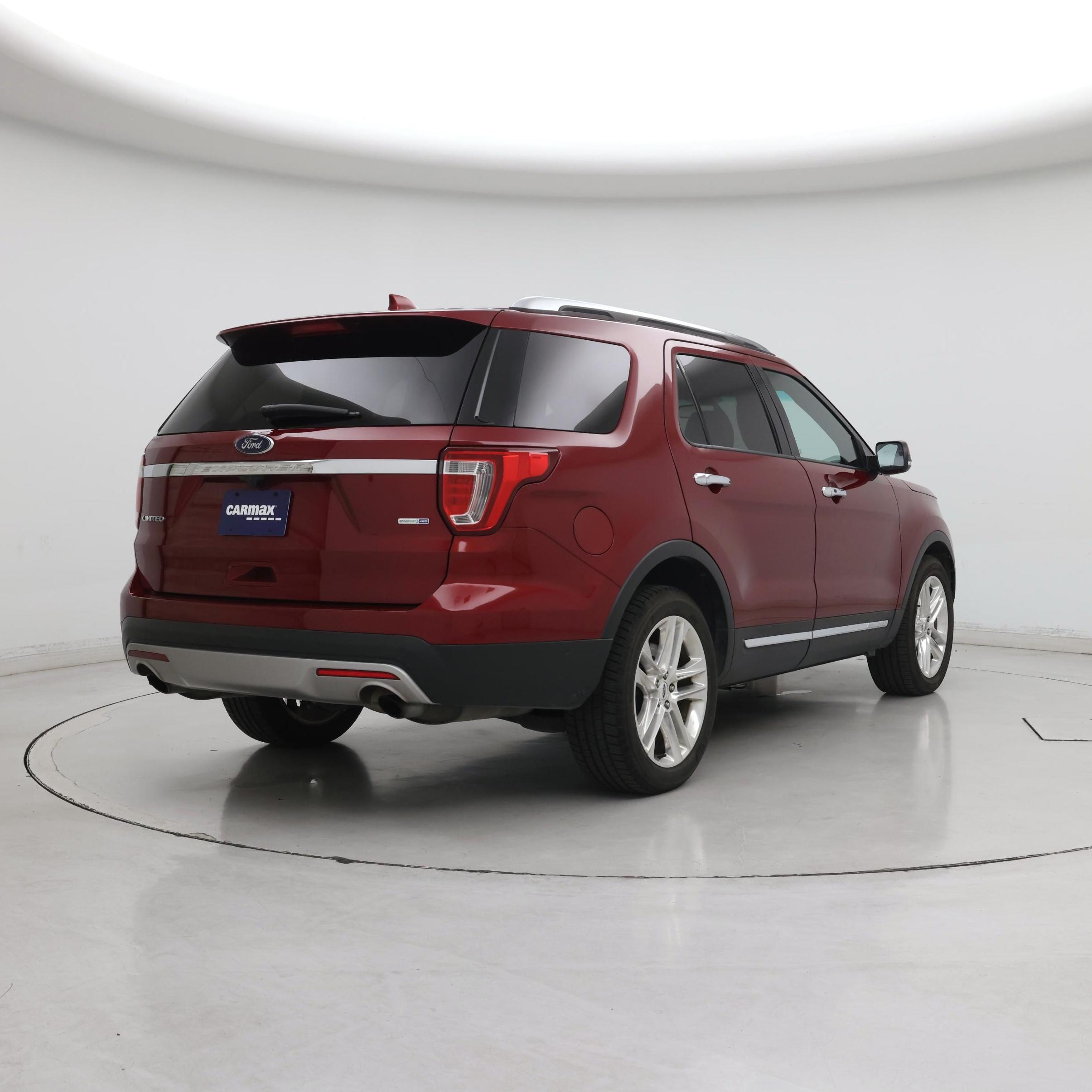 Thumbnail: 2017 Ford Explorer - 8