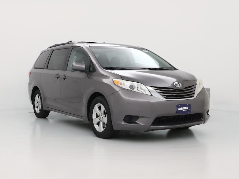 2016 Toyota Sienna LE