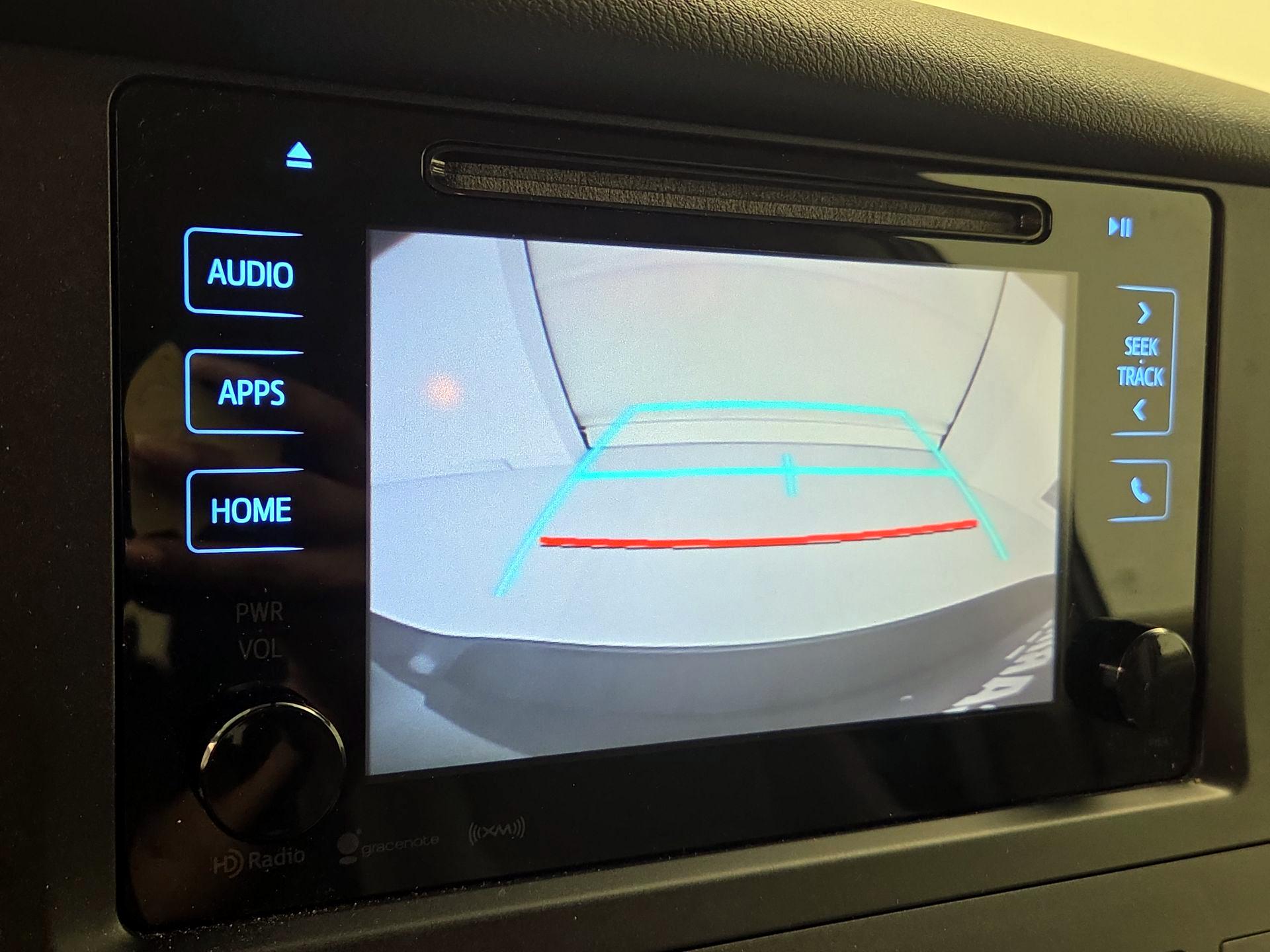 Thumbnail: 2016 Toyota Sienna - 14