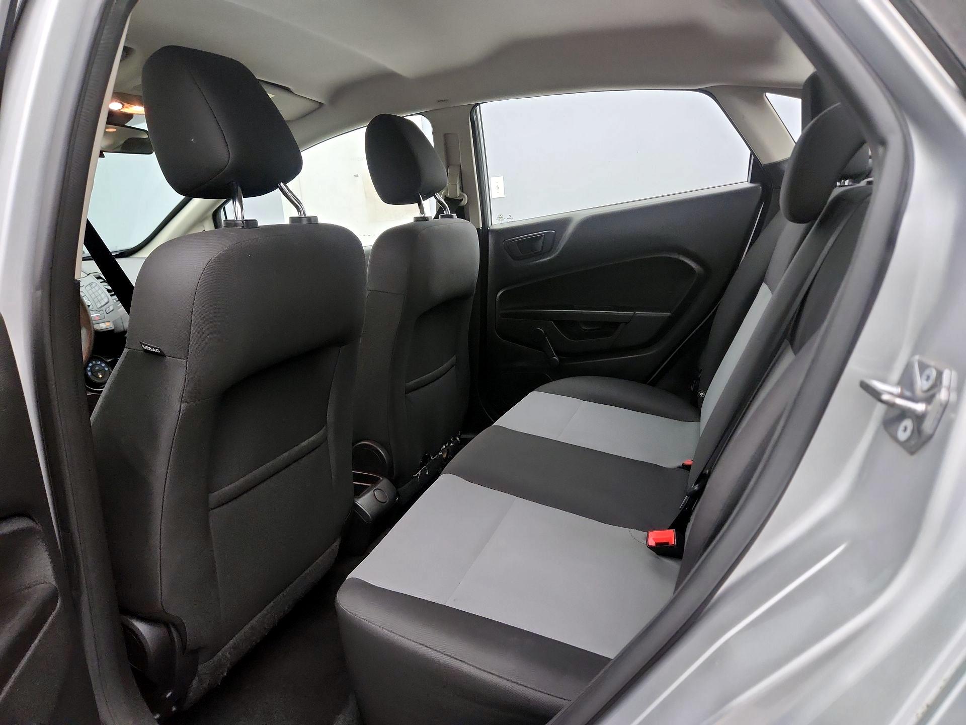 Thumbnail: 2016 Ford Fiesta - 18