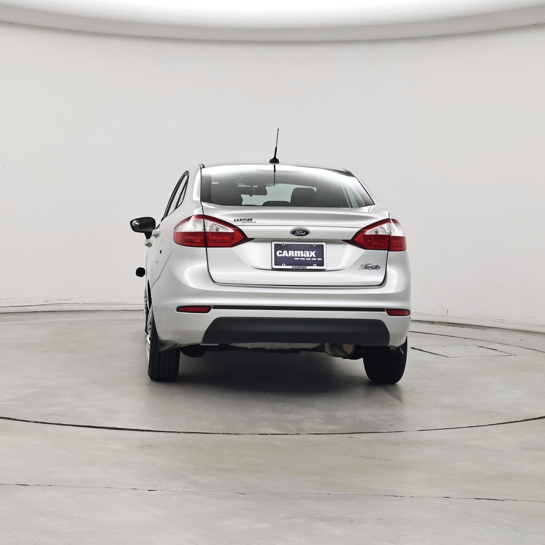 Thumbnail: 2016 Ford Fiesta - 6