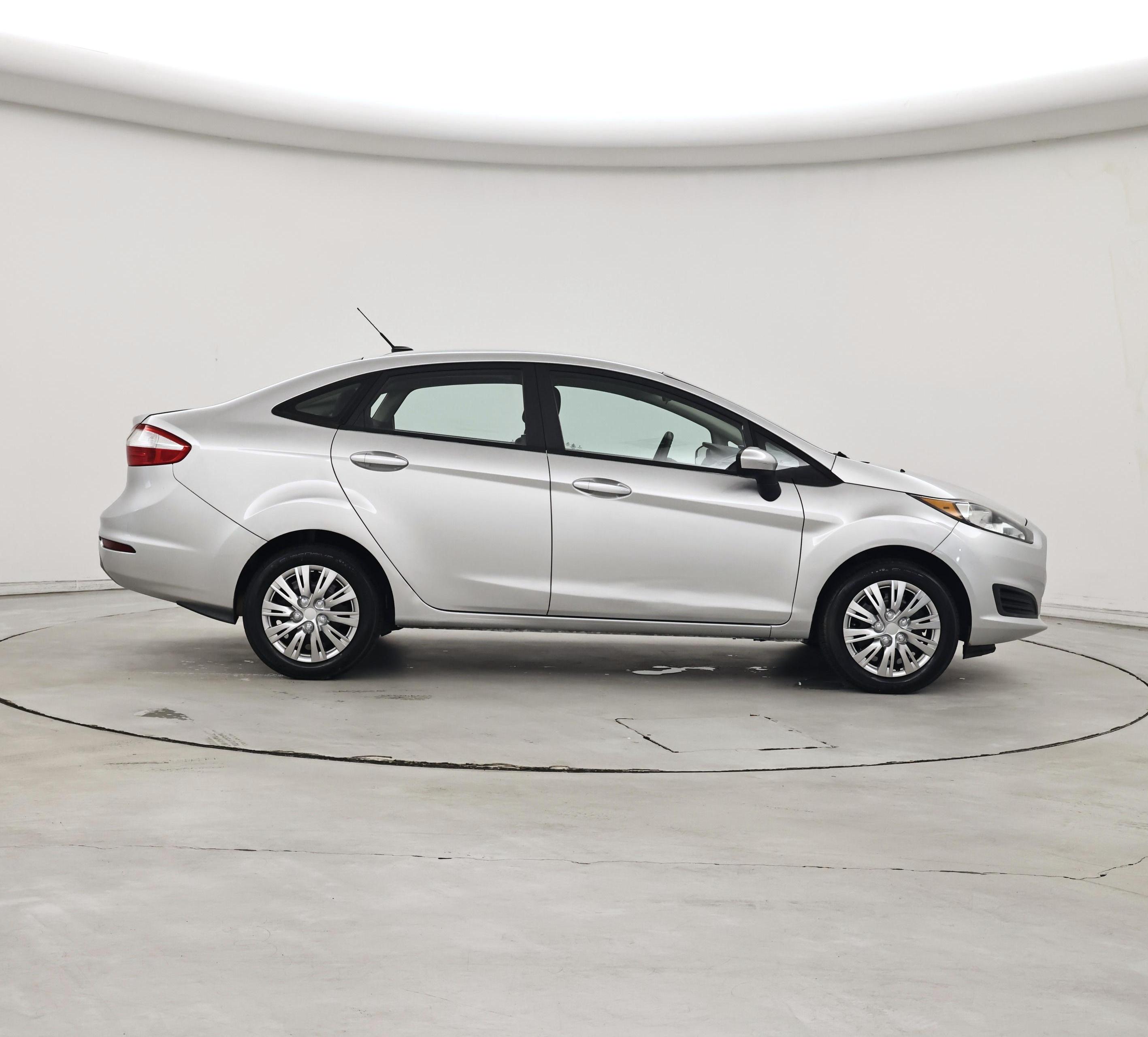 Thumbnail: 2016 Ford Fiesta - 7