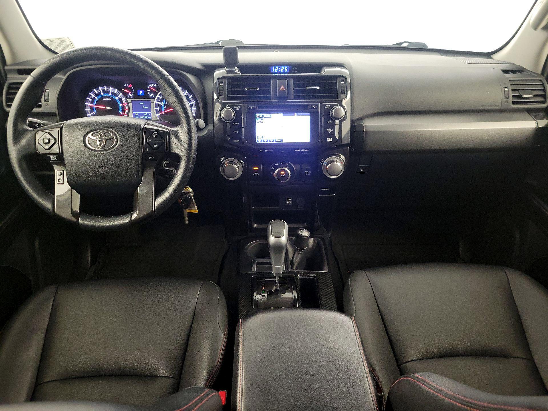 Thumbnail: 2019 Toyota 4Runner - 9