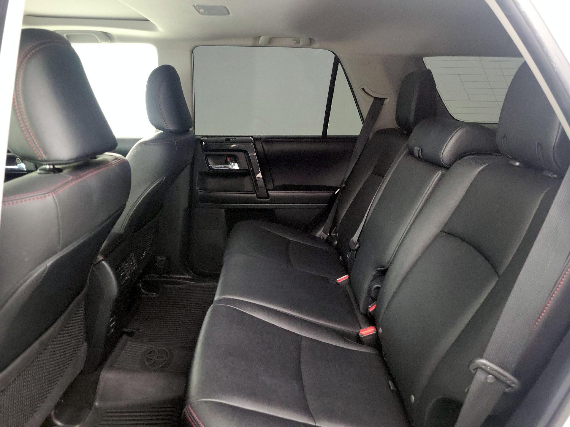 Thumbnail: 2019 Toyota 4Runner - 20