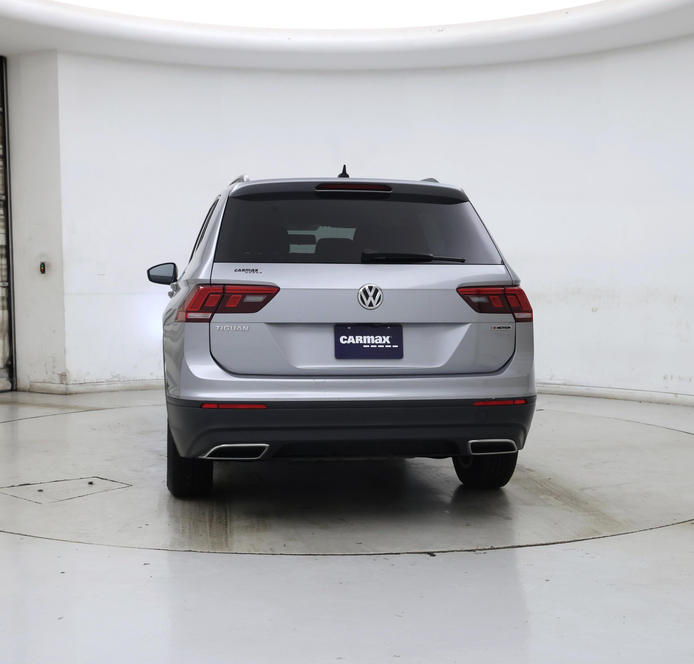 Thumbnail: 2020 Volkswagen Tiguan - 6