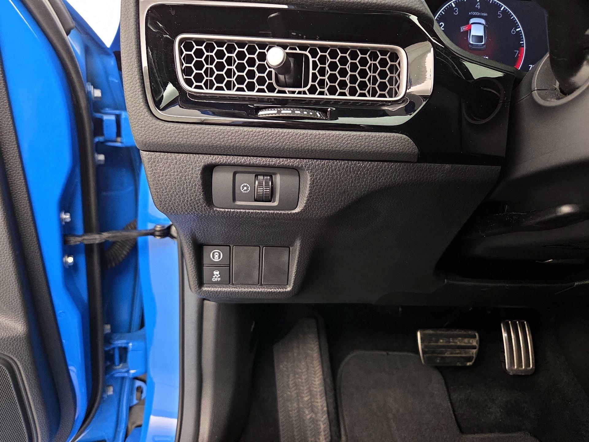 Thumbnail: 2024 Honda Civic - 13