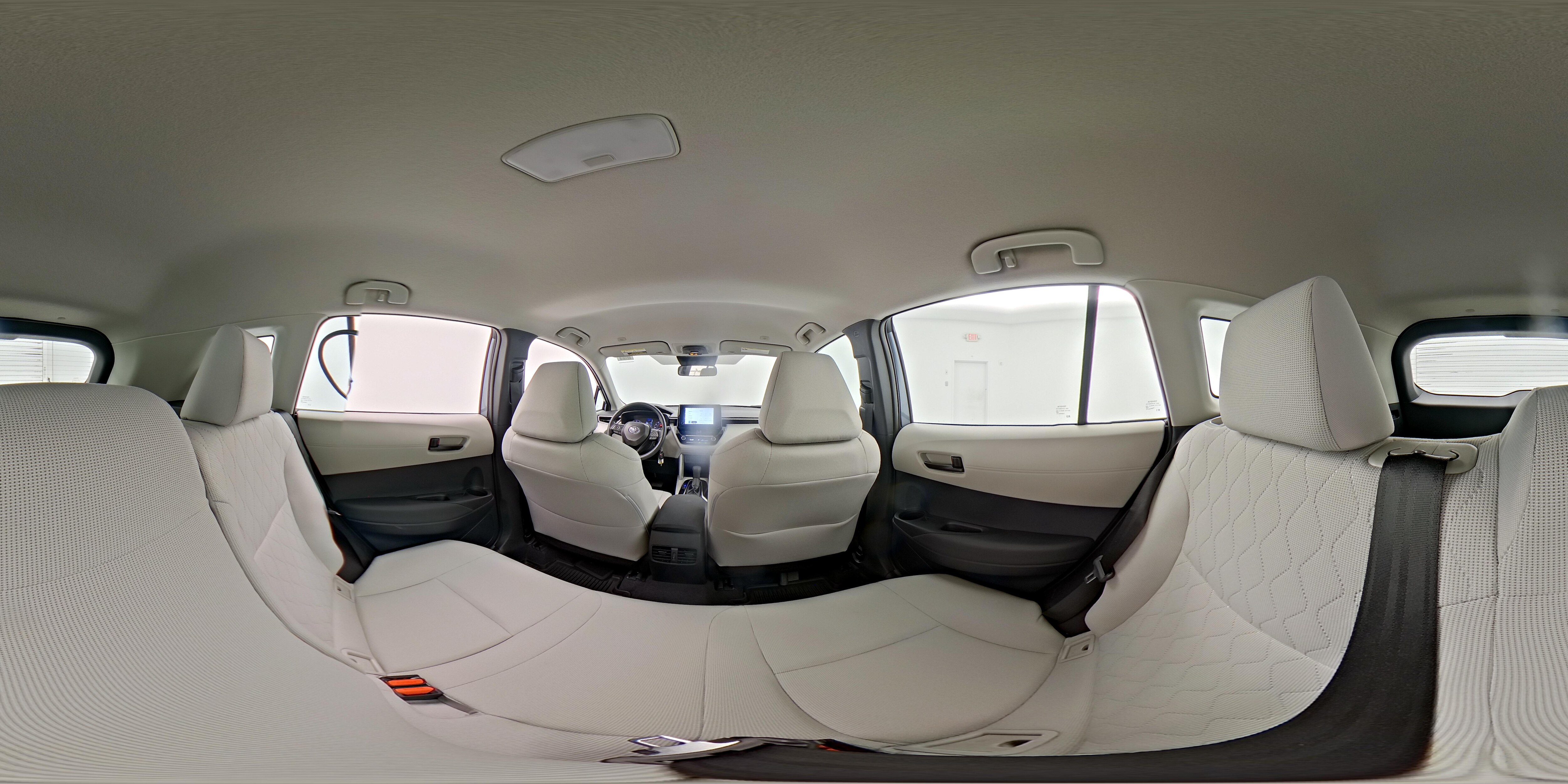 2024 Toyota Corolla Cross L - Photo 25