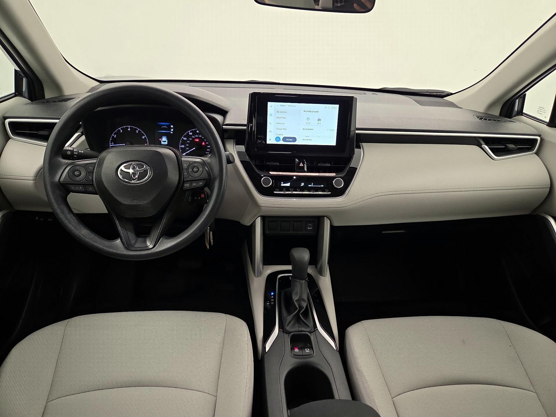 Thumbnail: 2024 Toyota Corolla Cross - 9