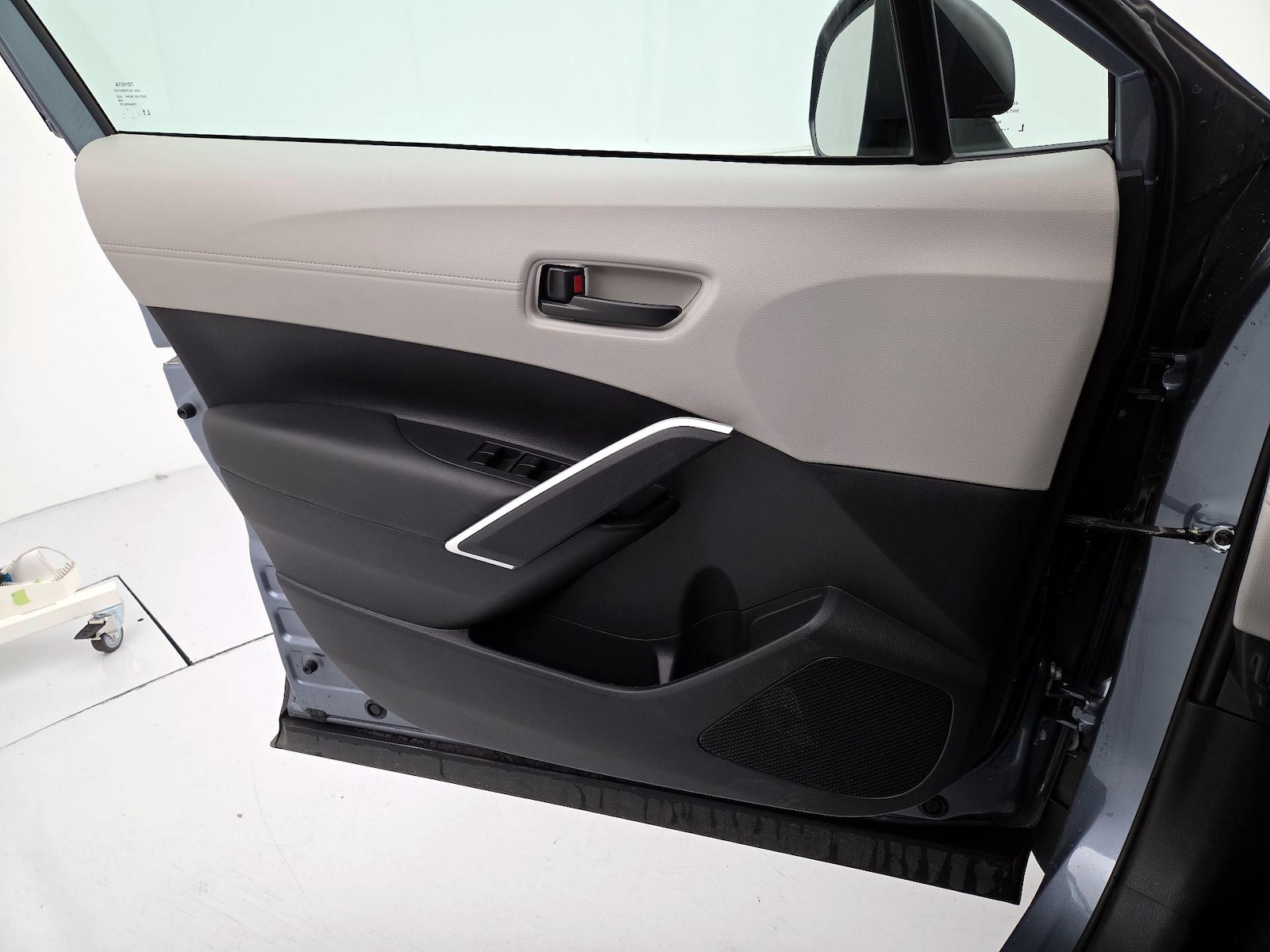2024 Toyota Corolla Cross L - Photo 13