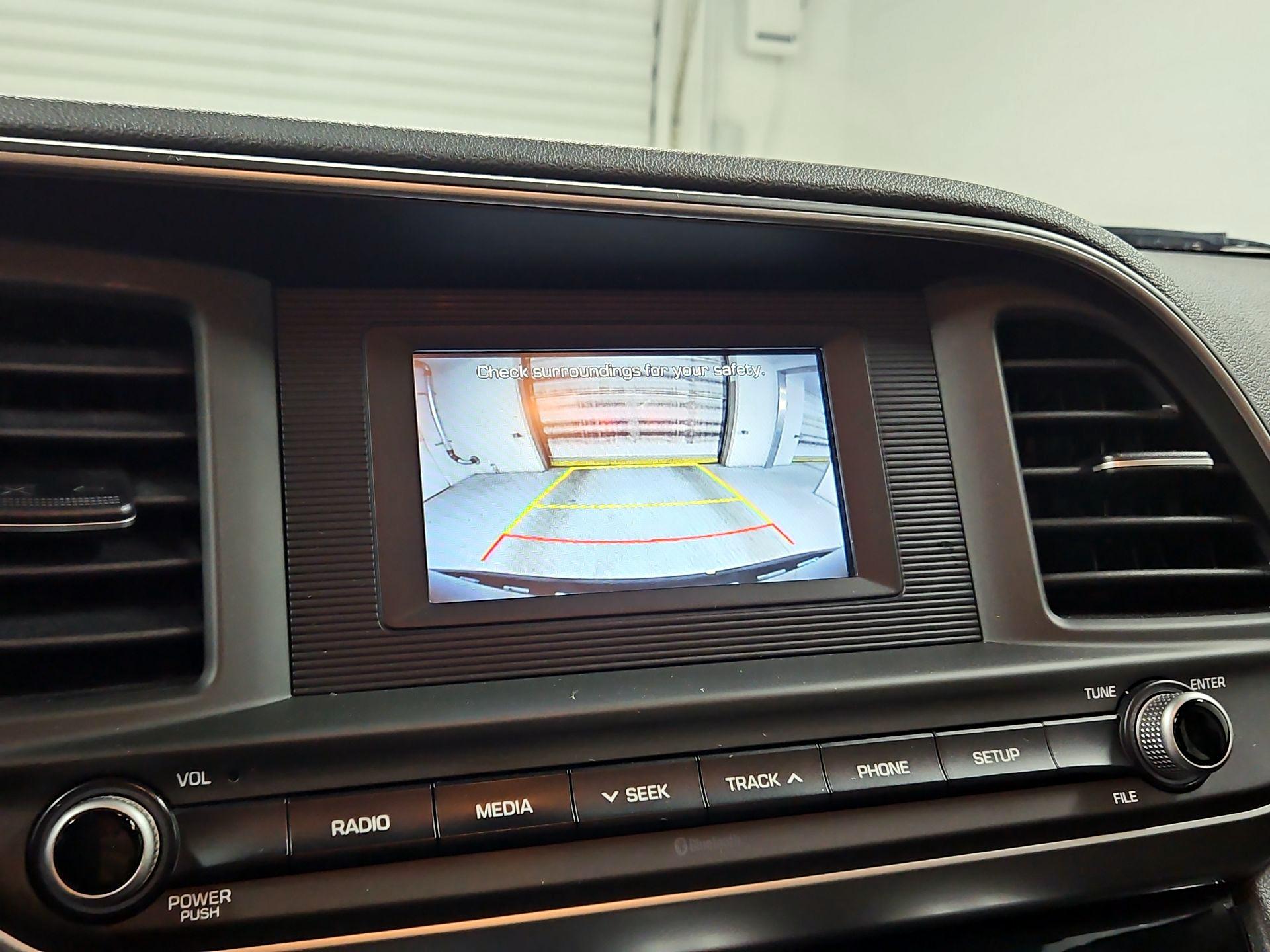 Thumbnail: 2019 Hyundai Elantra - 14