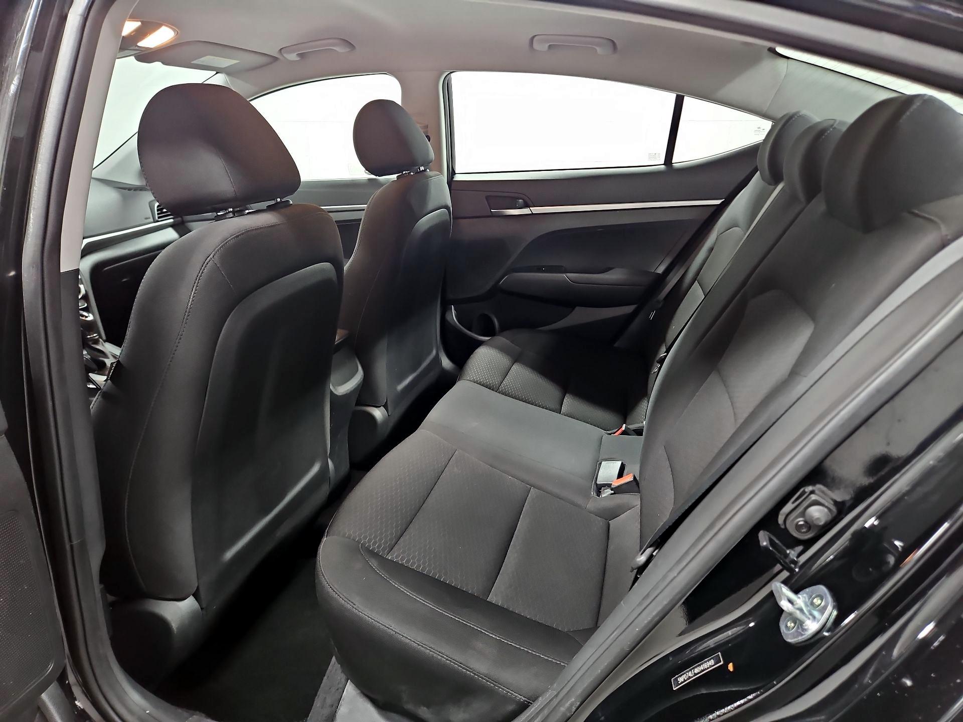 Thumbnail: 2019 Hyundai Elantra - 19