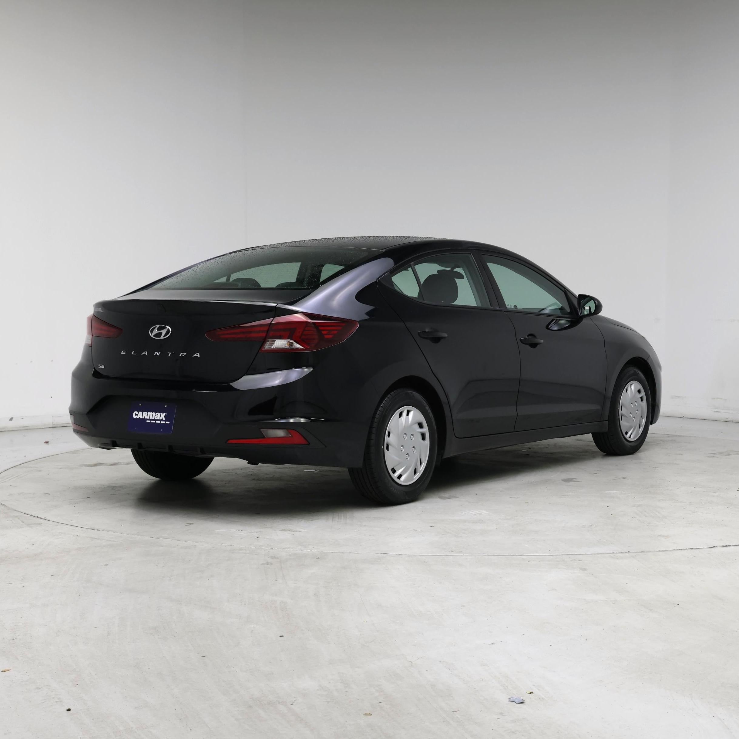 Thumbnail: 2019 Hyundai Elantra - 8