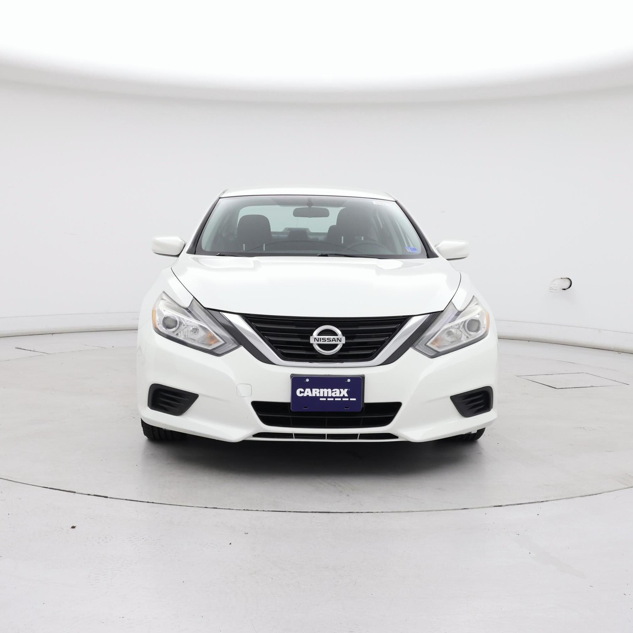Thumbnail: 2016 Nissan Altima - 5