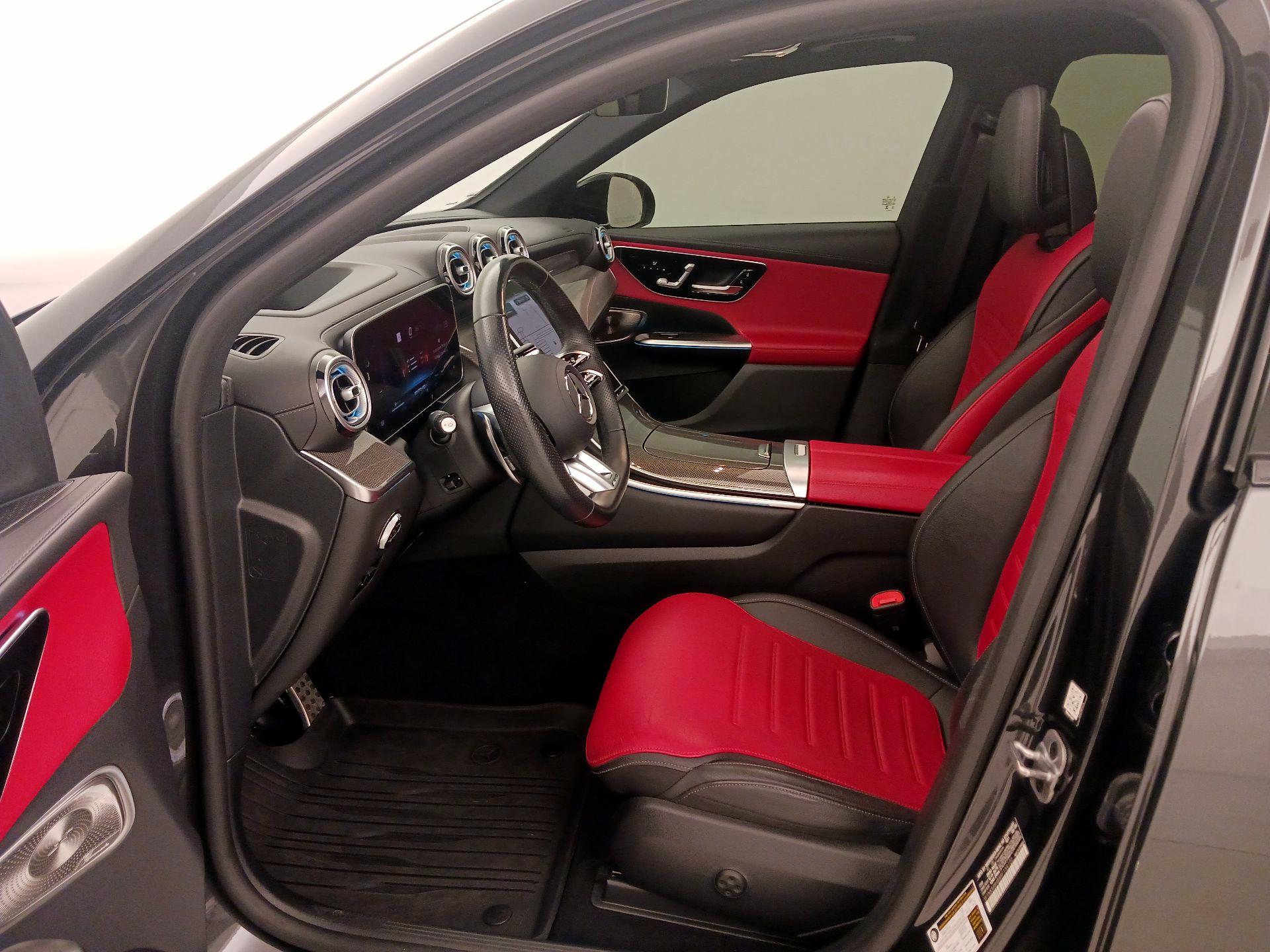 Thumbnail: 2024 Mercedes-Benz GLC - 11