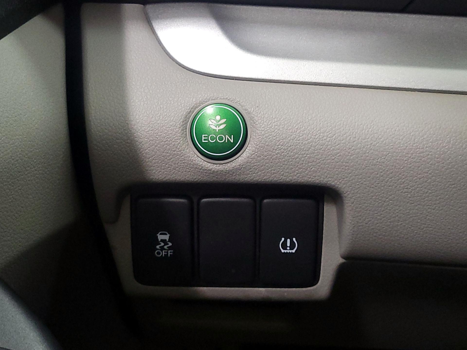 Thumbnail: 2014 Honda CR-V - 13