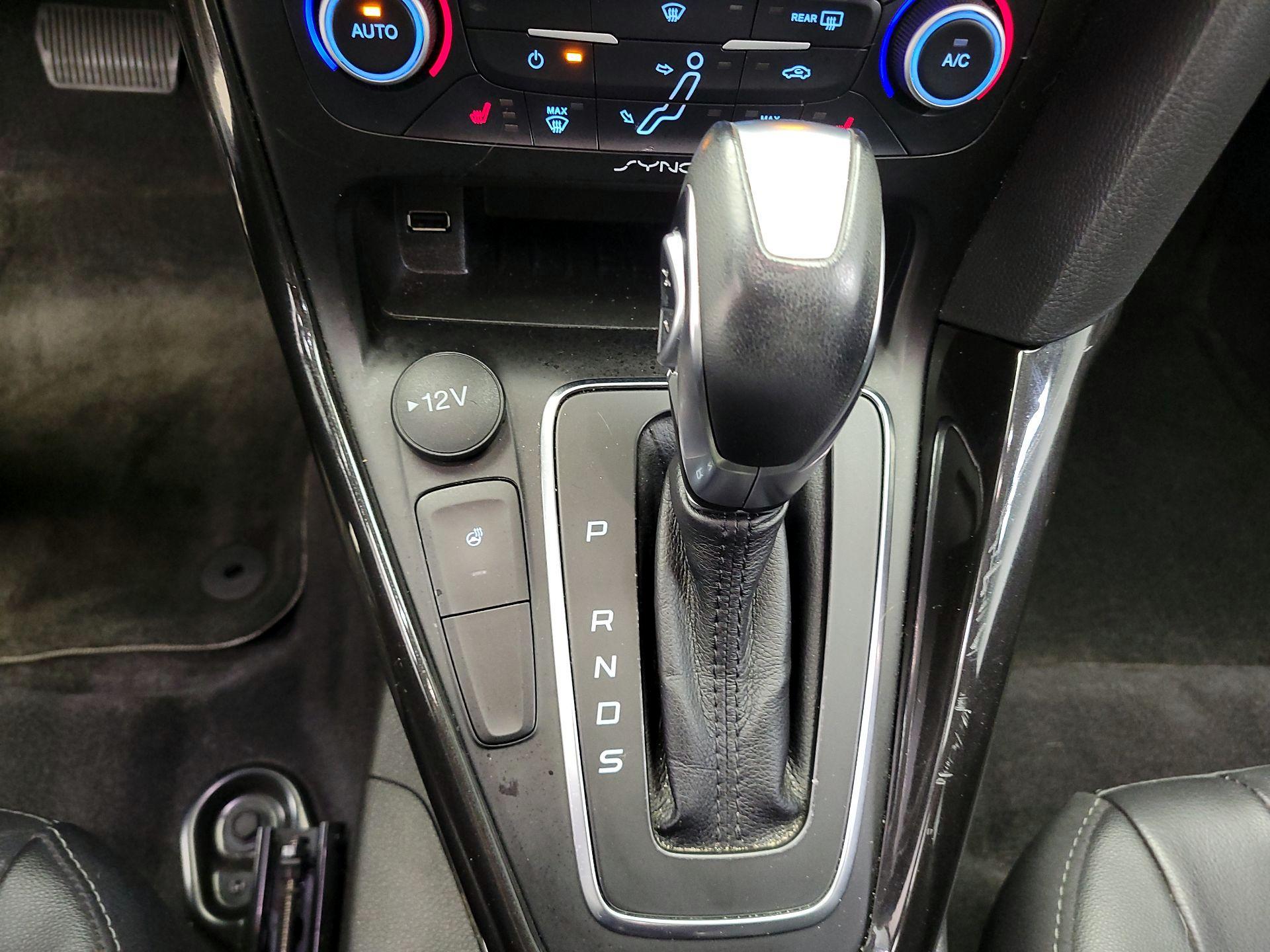 Thumbnail: 2018 Ford Focus - 16