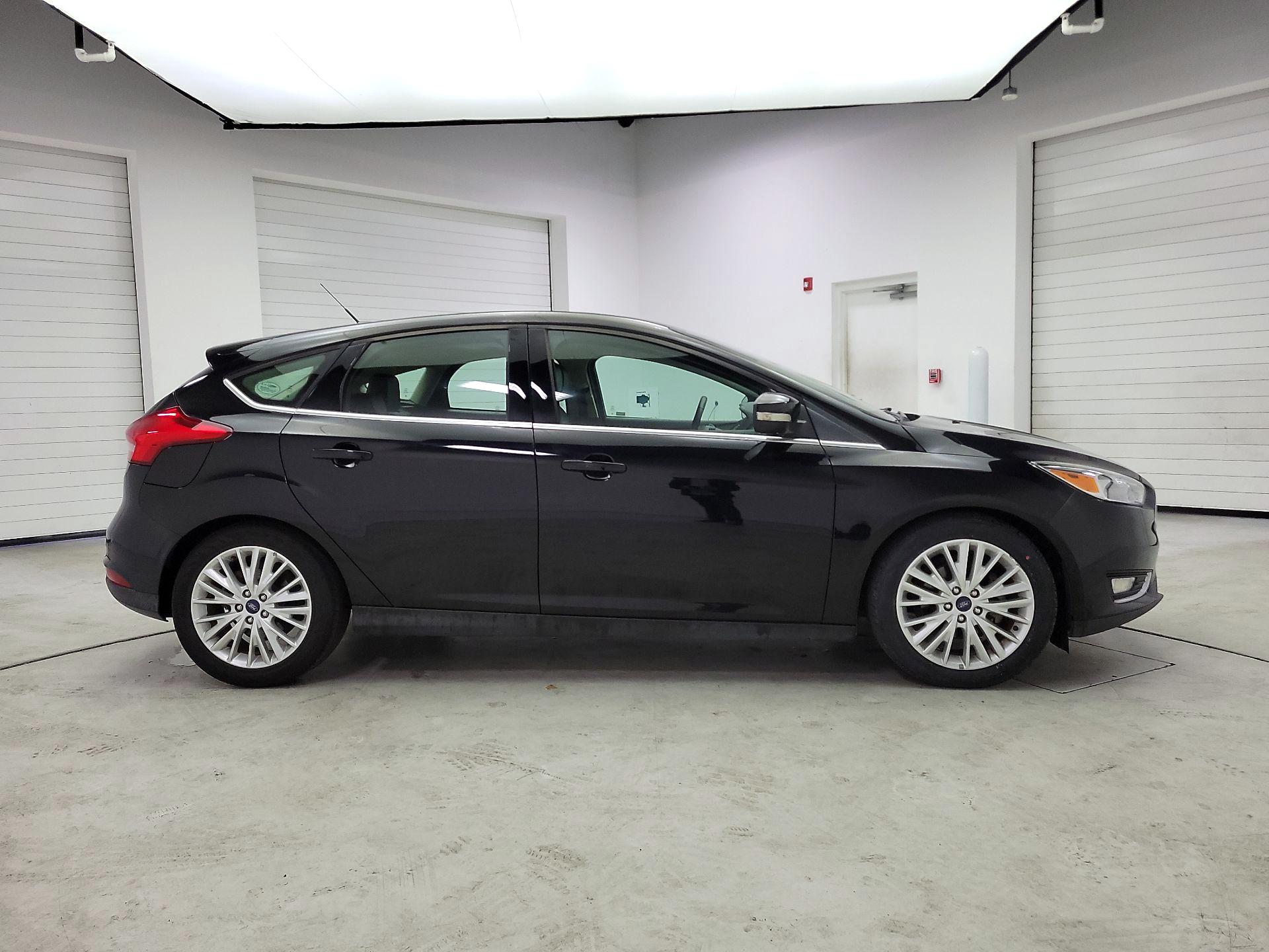 Thumbnail: 2018 Ford Focus - 4