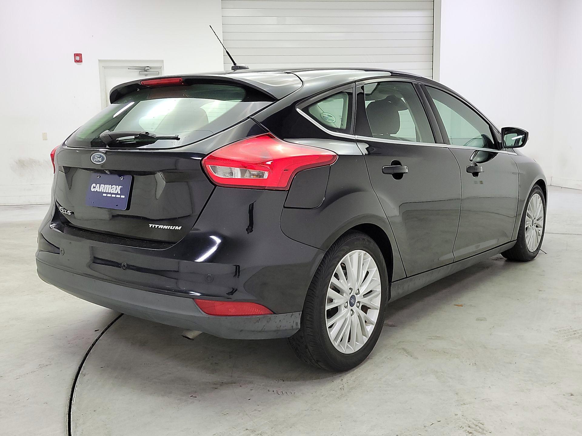 Thumbnail: 2018 Ford Focus - 5