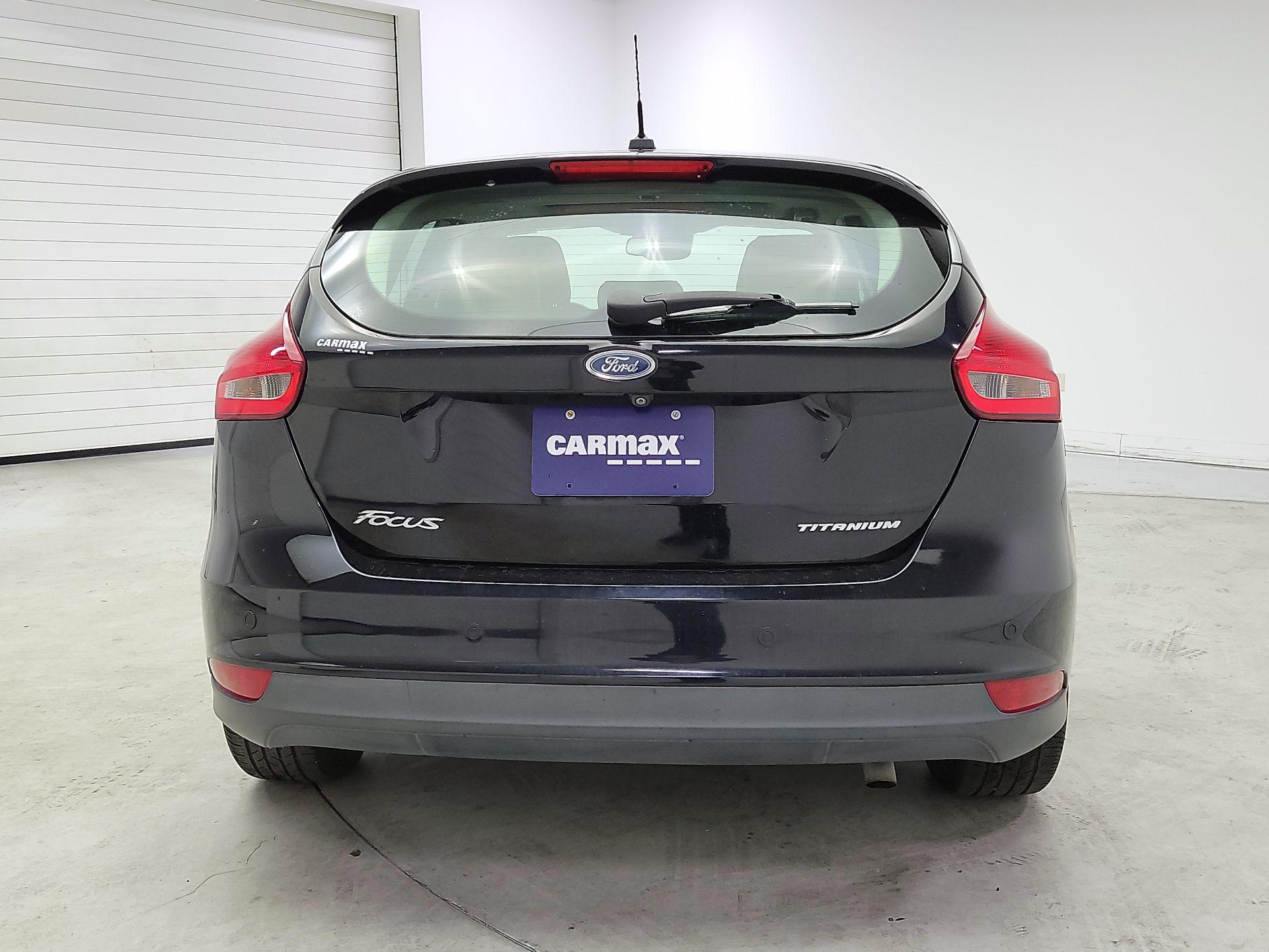 Thumbnail: 2018 Ford Focus - 6