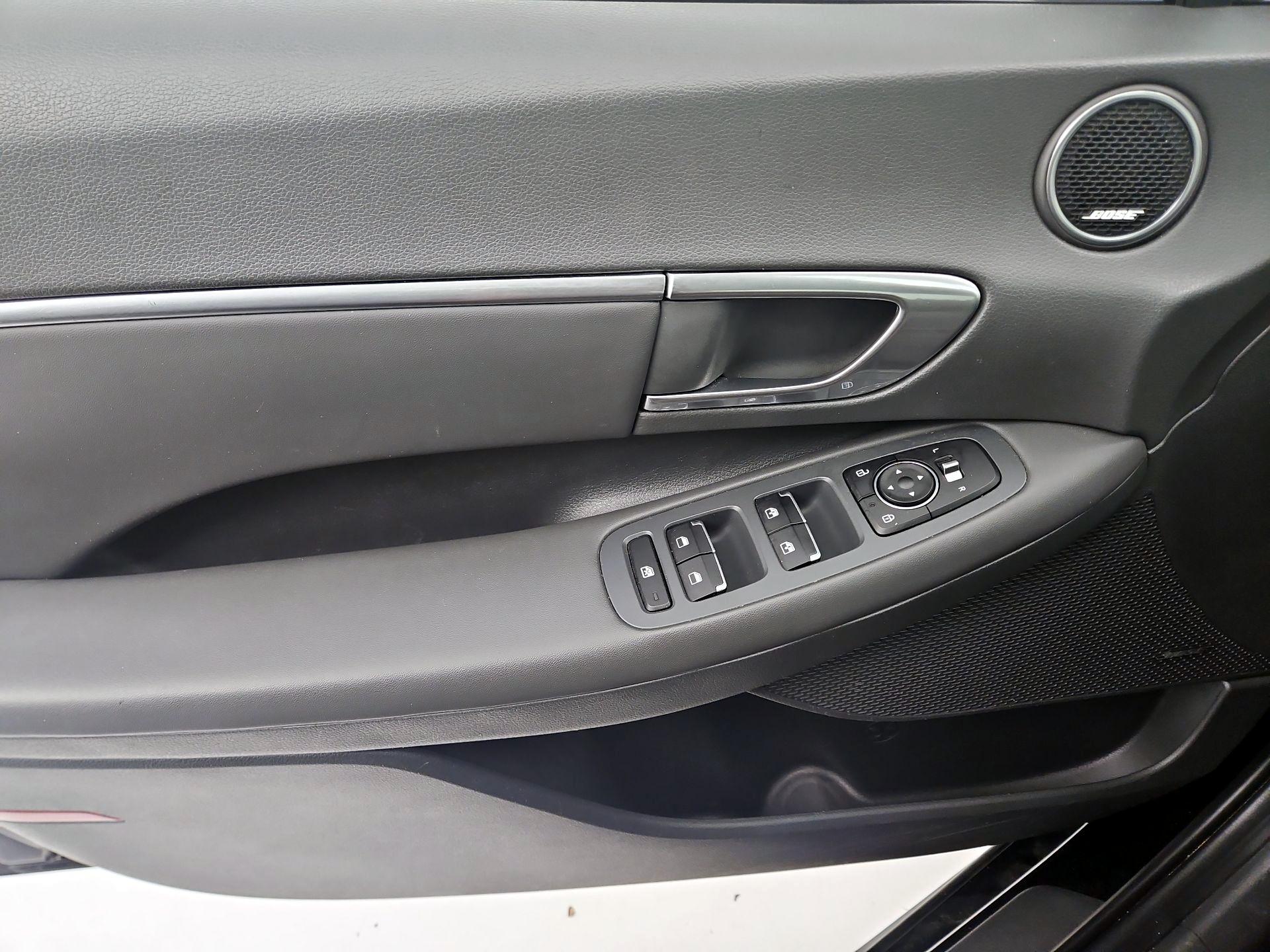 Thumbnail: 2022 Hyundai Sonata - 10