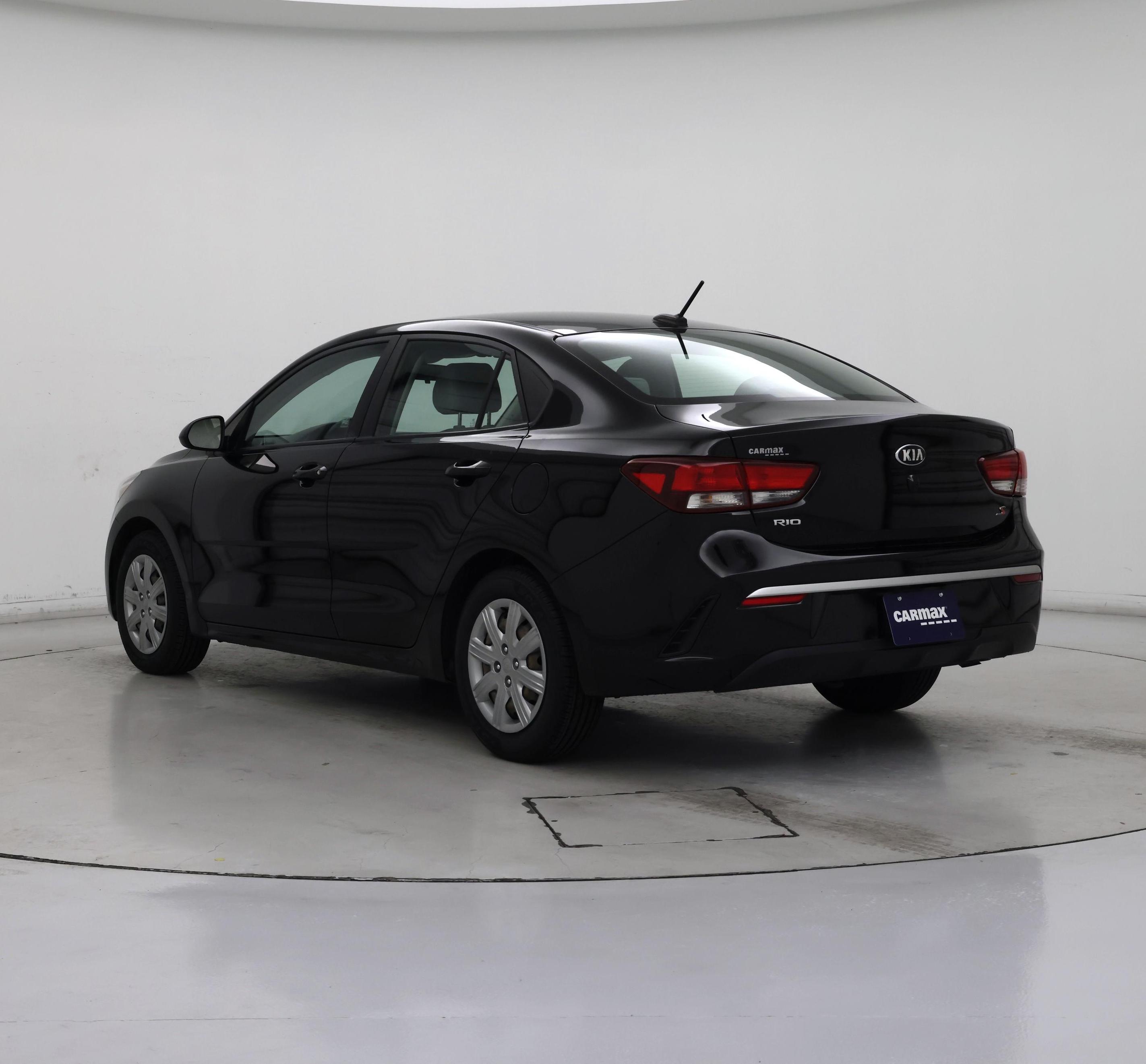 Thumbnail: 2021 Kia Rio - 2