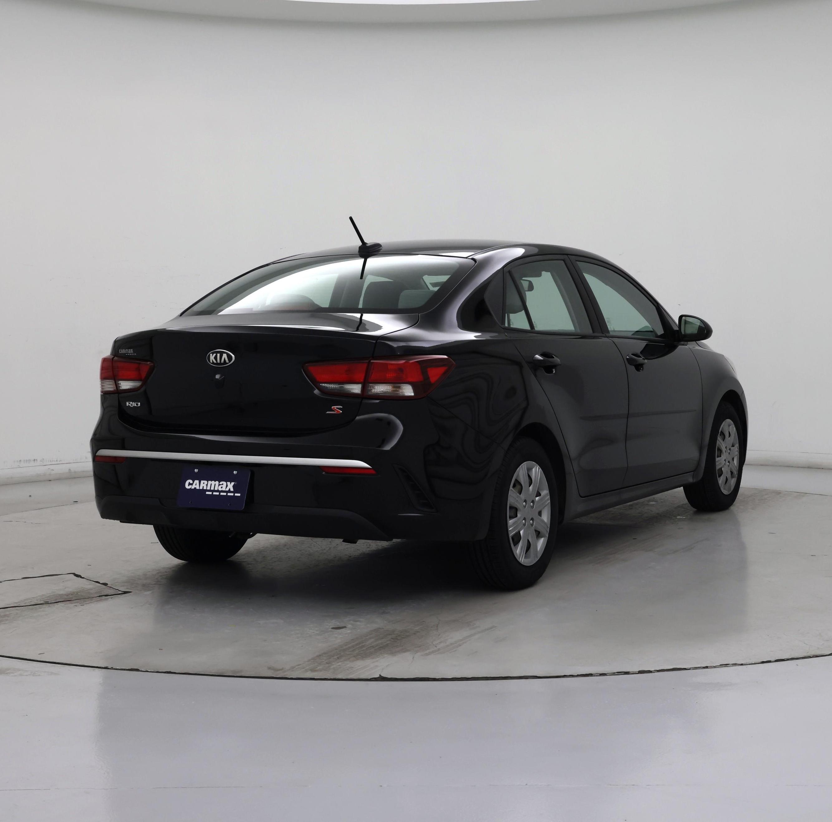 Thumbnail: 2021 Kia Rio - 8