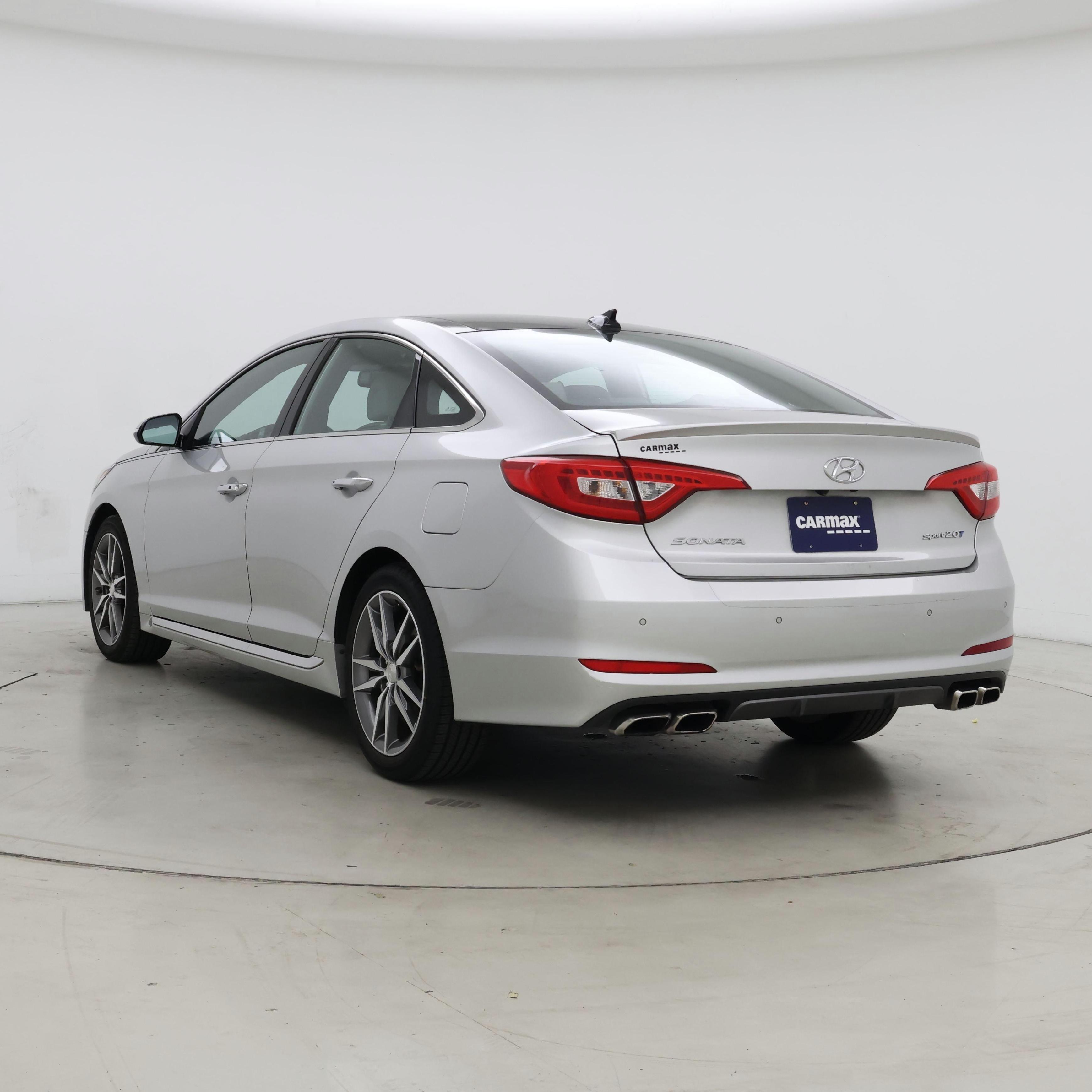 Thumbnail: 2015 Hyundai Sonata - 2