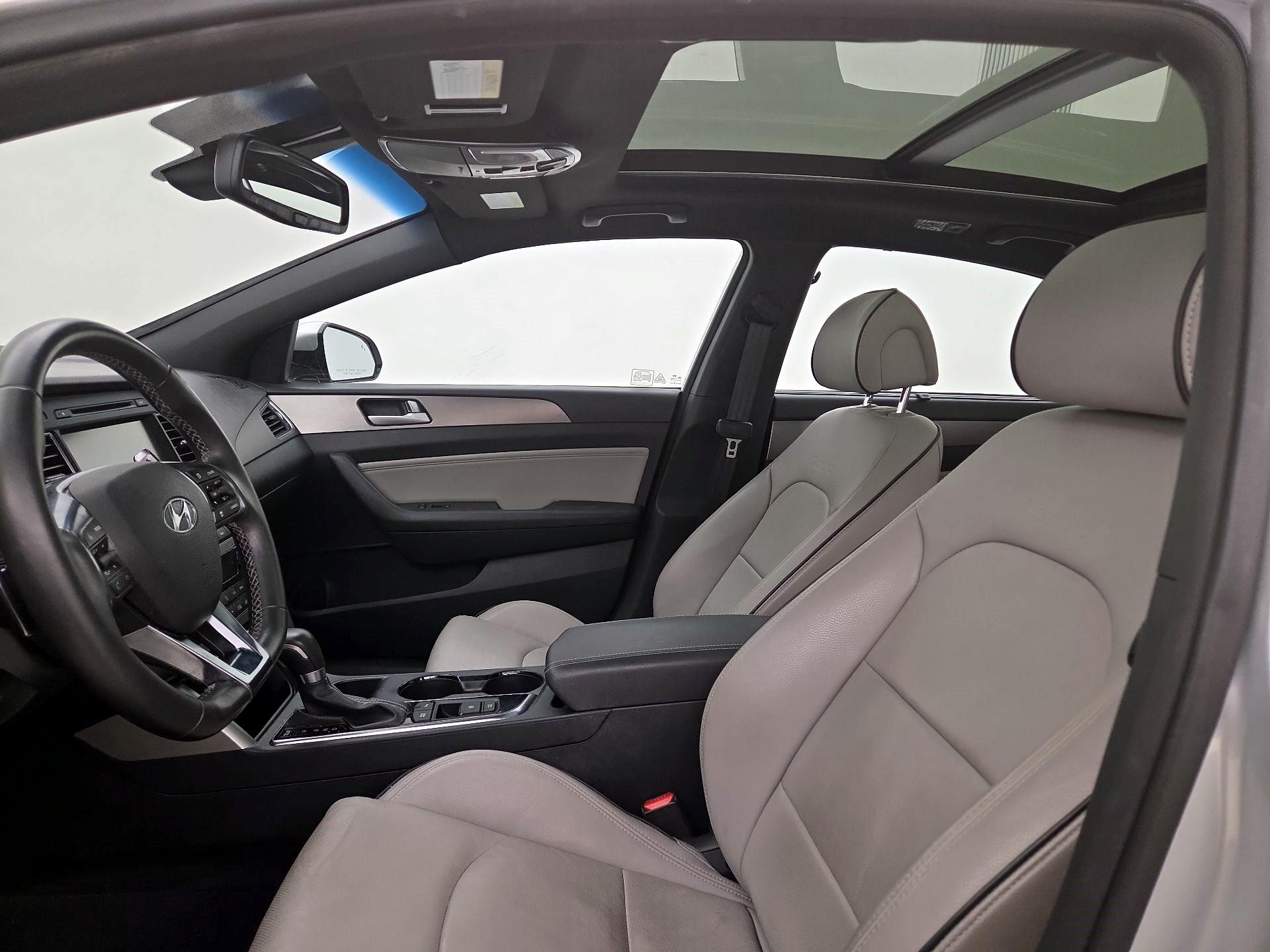 Thumbnail: 2015 Hyundai Sonata - 20