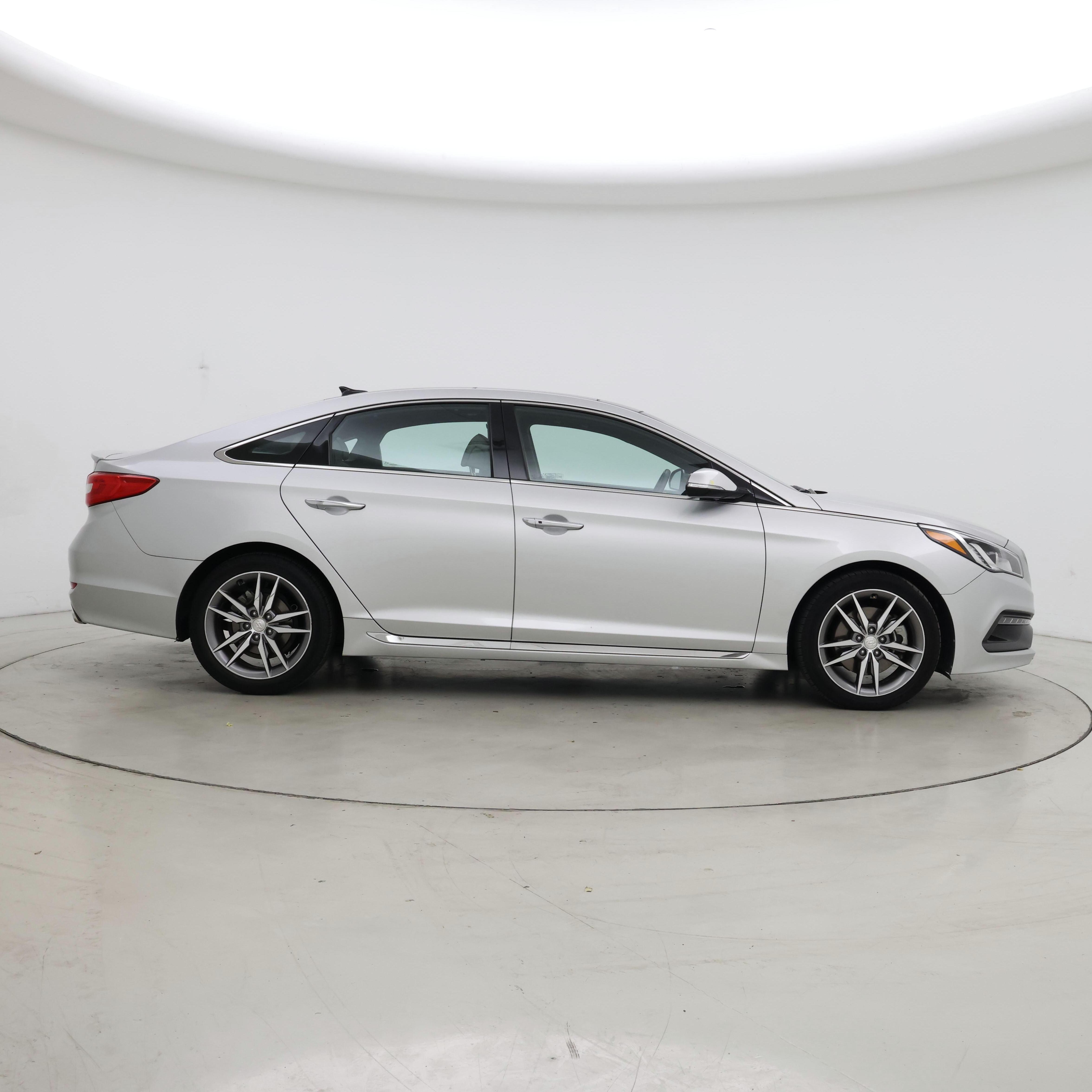 Thumbnail: 2015 Hyundai Sonata - 7