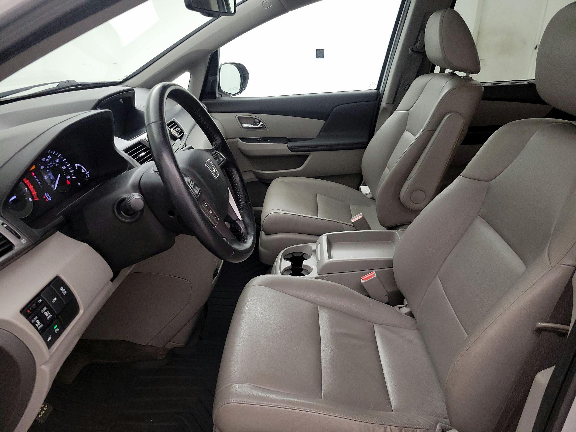 Thumbnail: 2014 Honda Odyssey - 11
