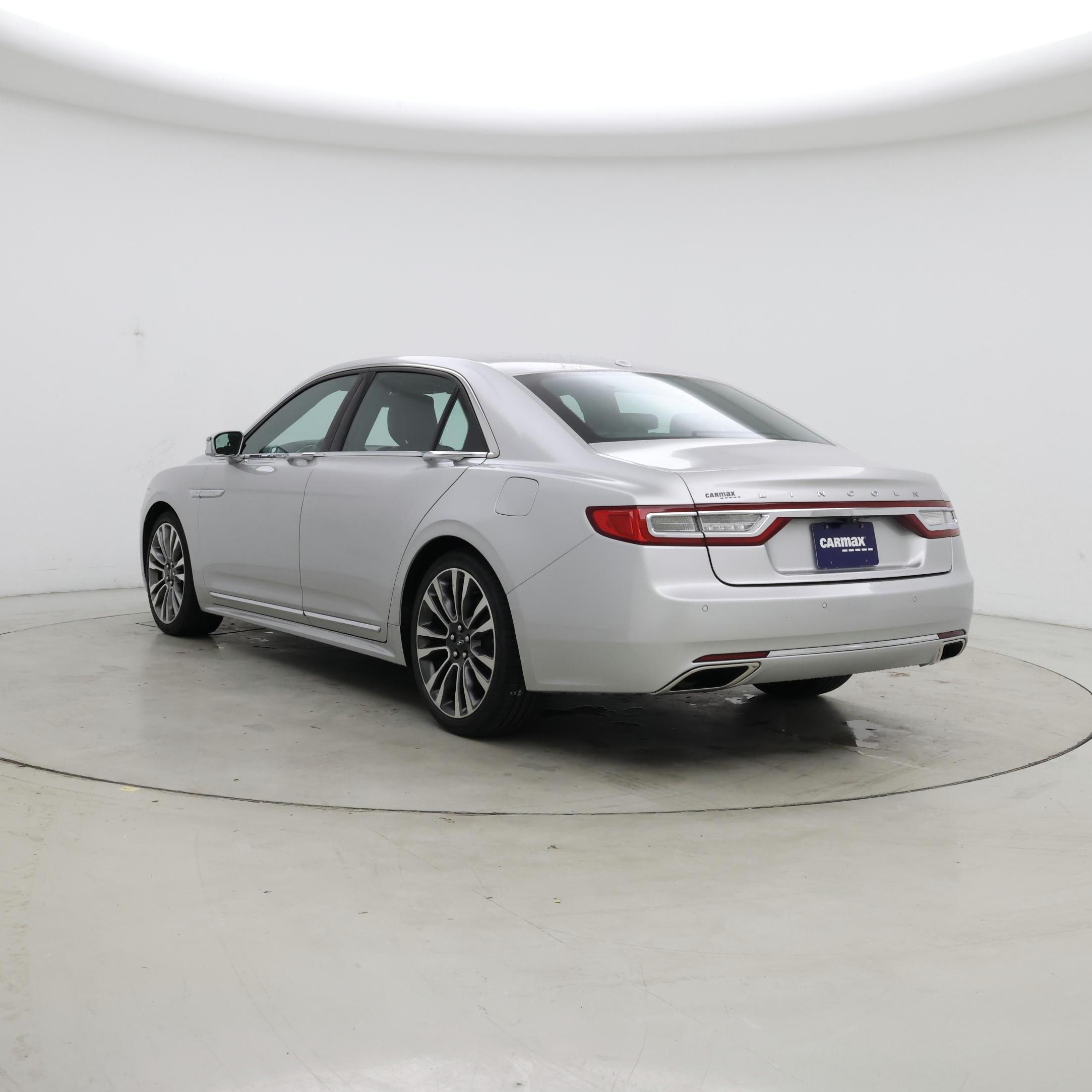 Thumbnail: 2017 Lincoln Continental - 2