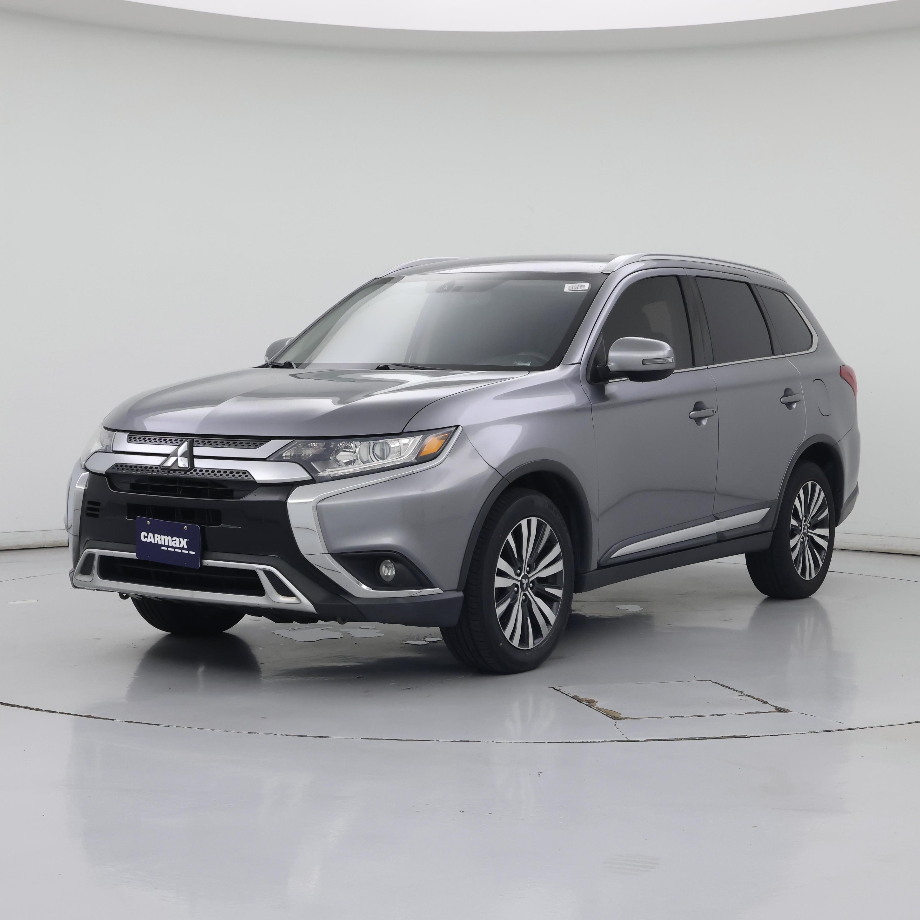Thumbnail: 2019 Mitsubishi Outlander - 4