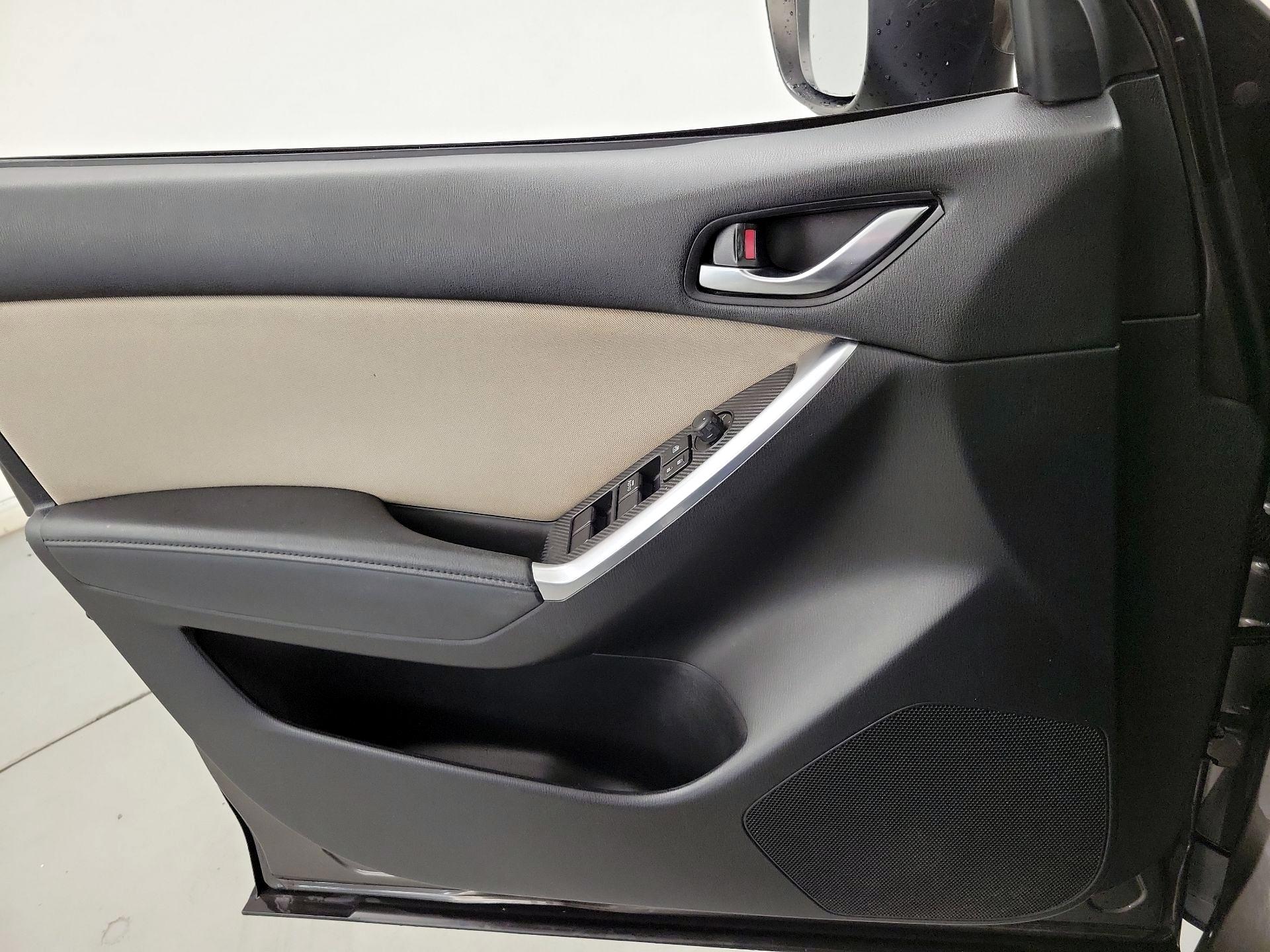 Thumbnail: 2016 Mazda CX-5 - 12