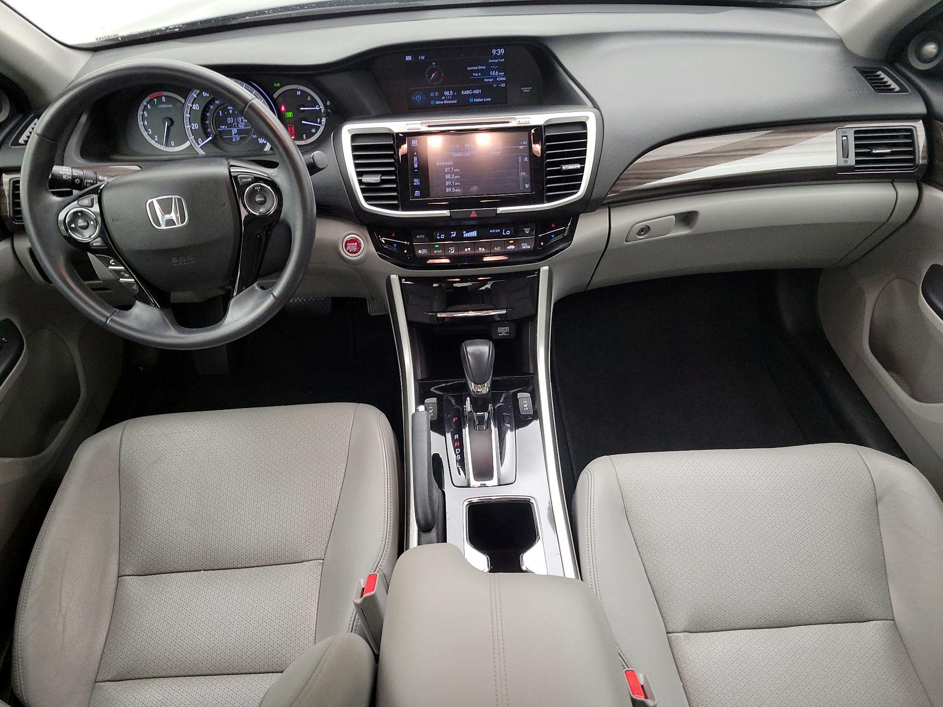 Thumbnail: 2017 Honda Accord - 9