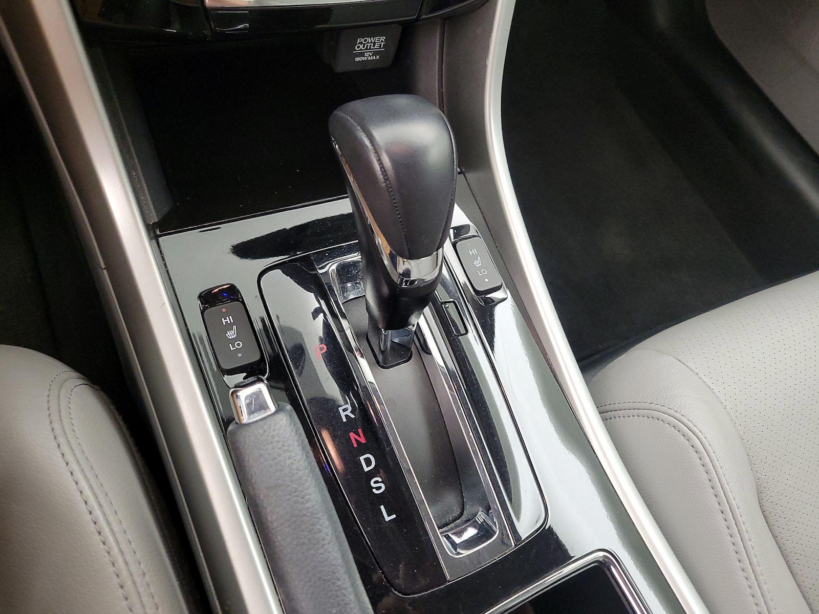 2017 Honda Accord EX-L - Photo 16