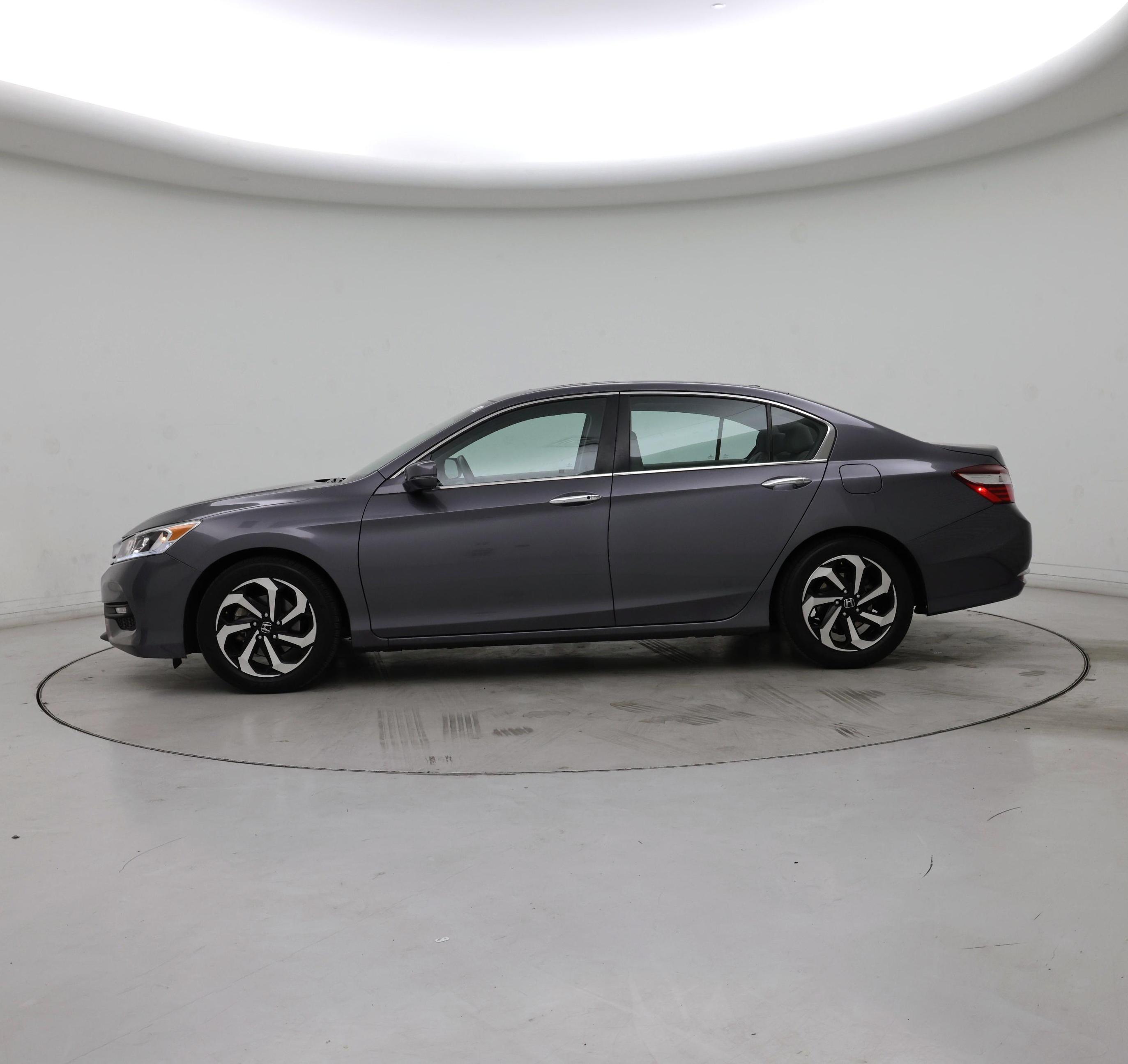 Thumbnail: 2017 Honda Accord - 3